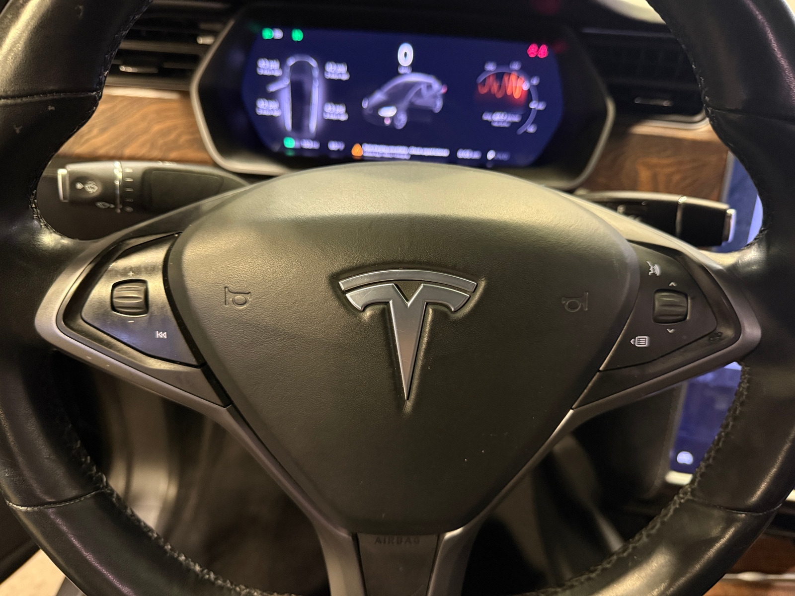 Thumbnail: 2020 Tesla Model X - 4