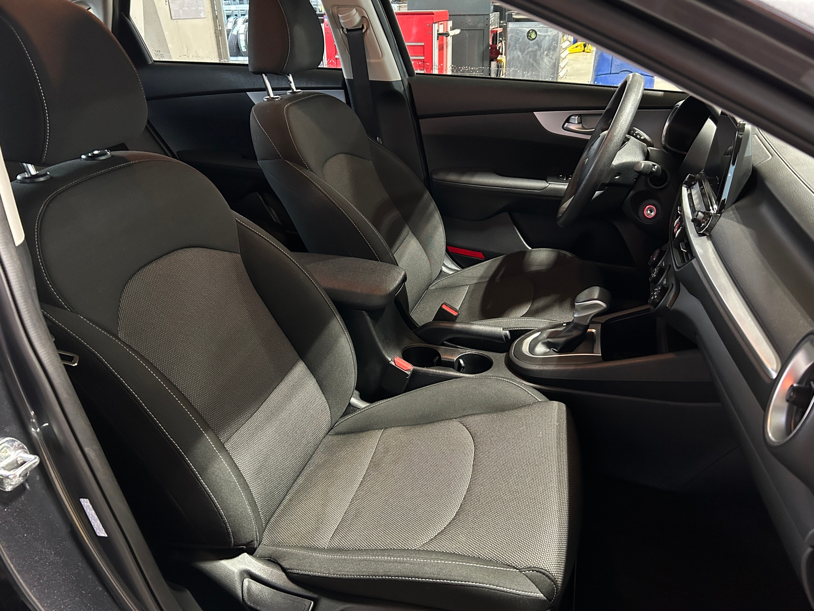 Thumbnail: 2024 Kia Forte - 2