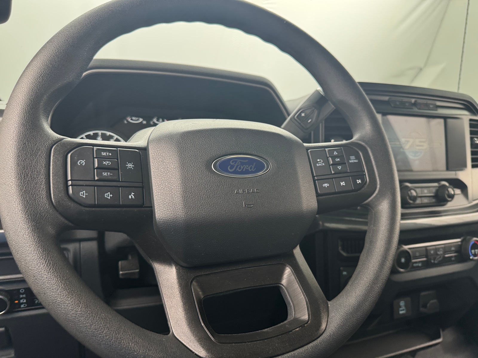 Thumbnail: 2023 Ford Econoline - 5