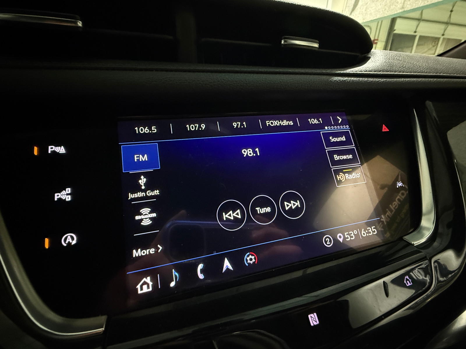 Thumbnail: 2020 Cadillac XT6 - 3