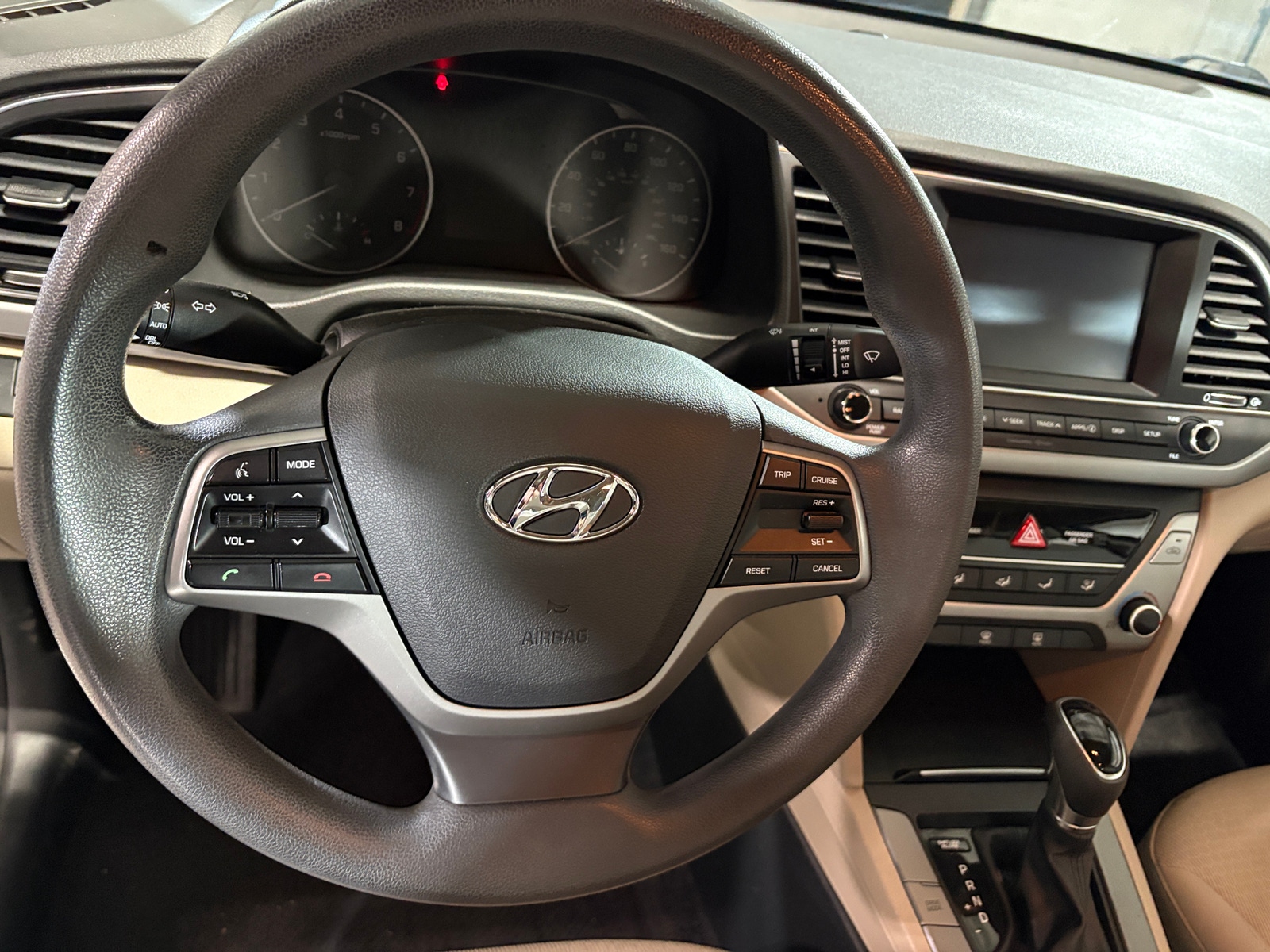 Thumbnail: 2017 Hyundai Elantra - 5