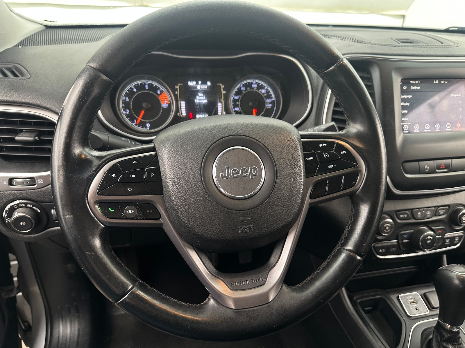 Thumbnail: 2019 Jeep Cherokee - 5