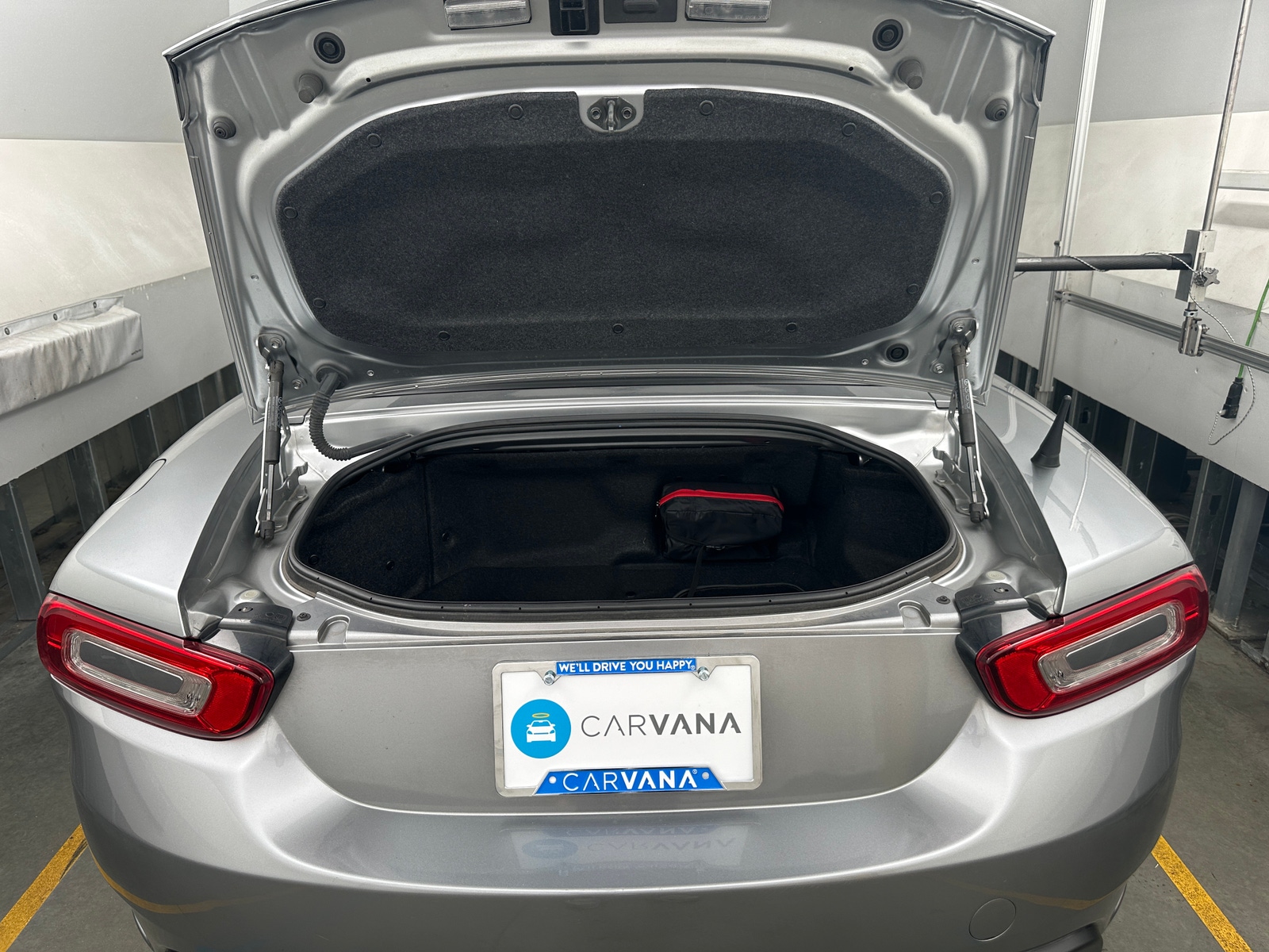 Thumbnail: 2017 Fiat 124 Spider - 5