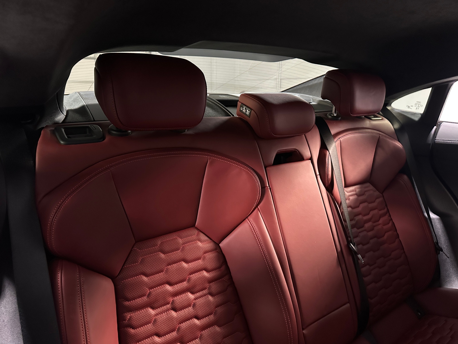 Thumbnail: 2023 Audi RS e-tron GT - 5