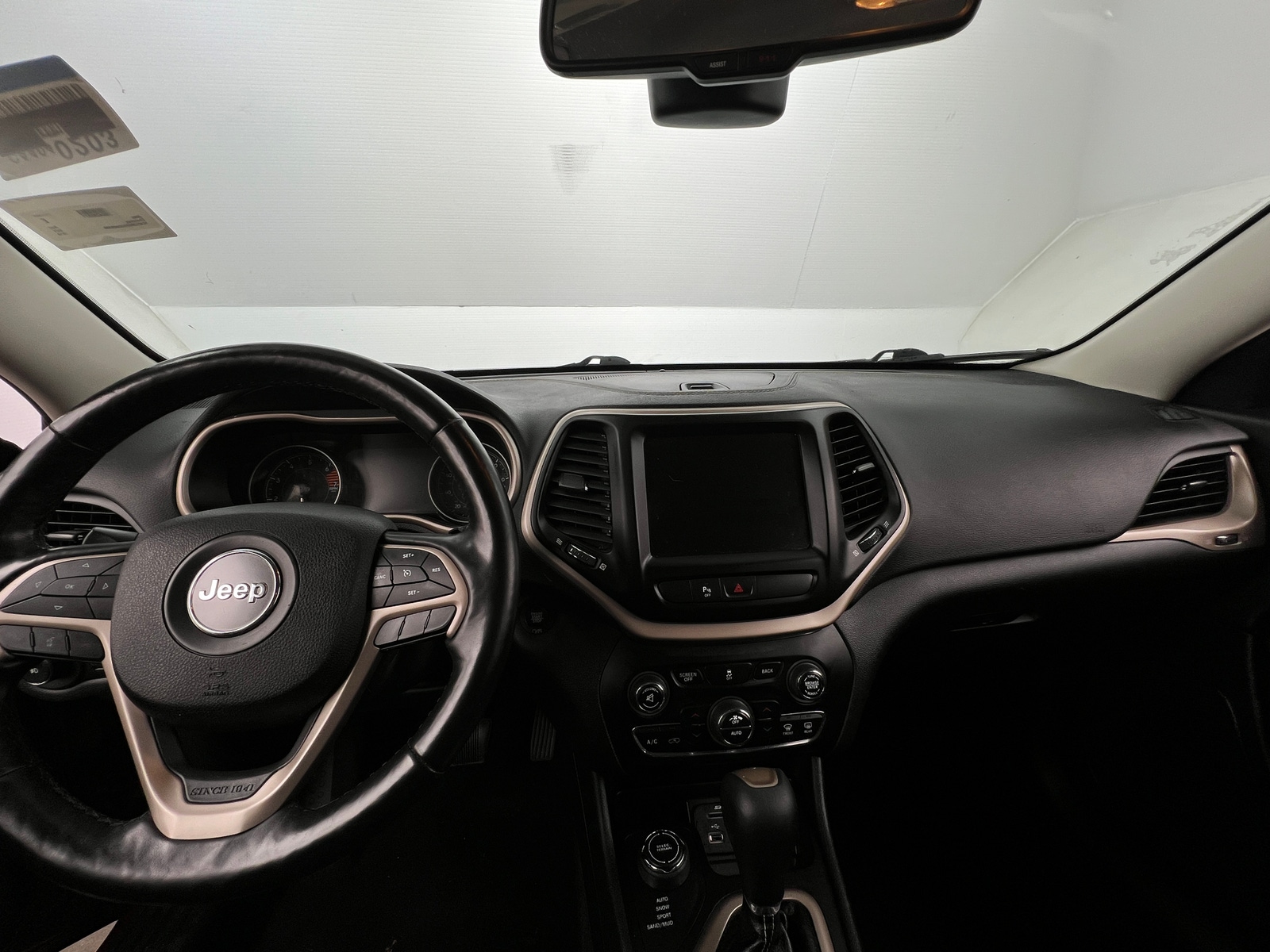 Thumbnail: 2018 Jeep Cherokee - 2