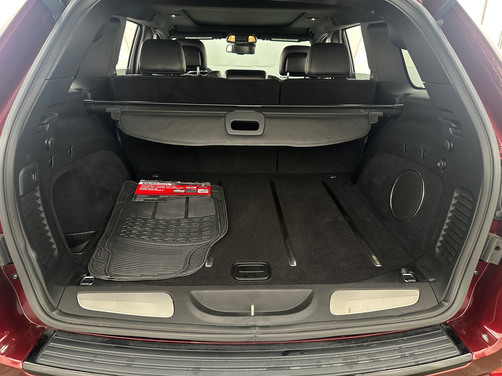 Thumbnail: 2016 Jeep Grand Cherokee - 6