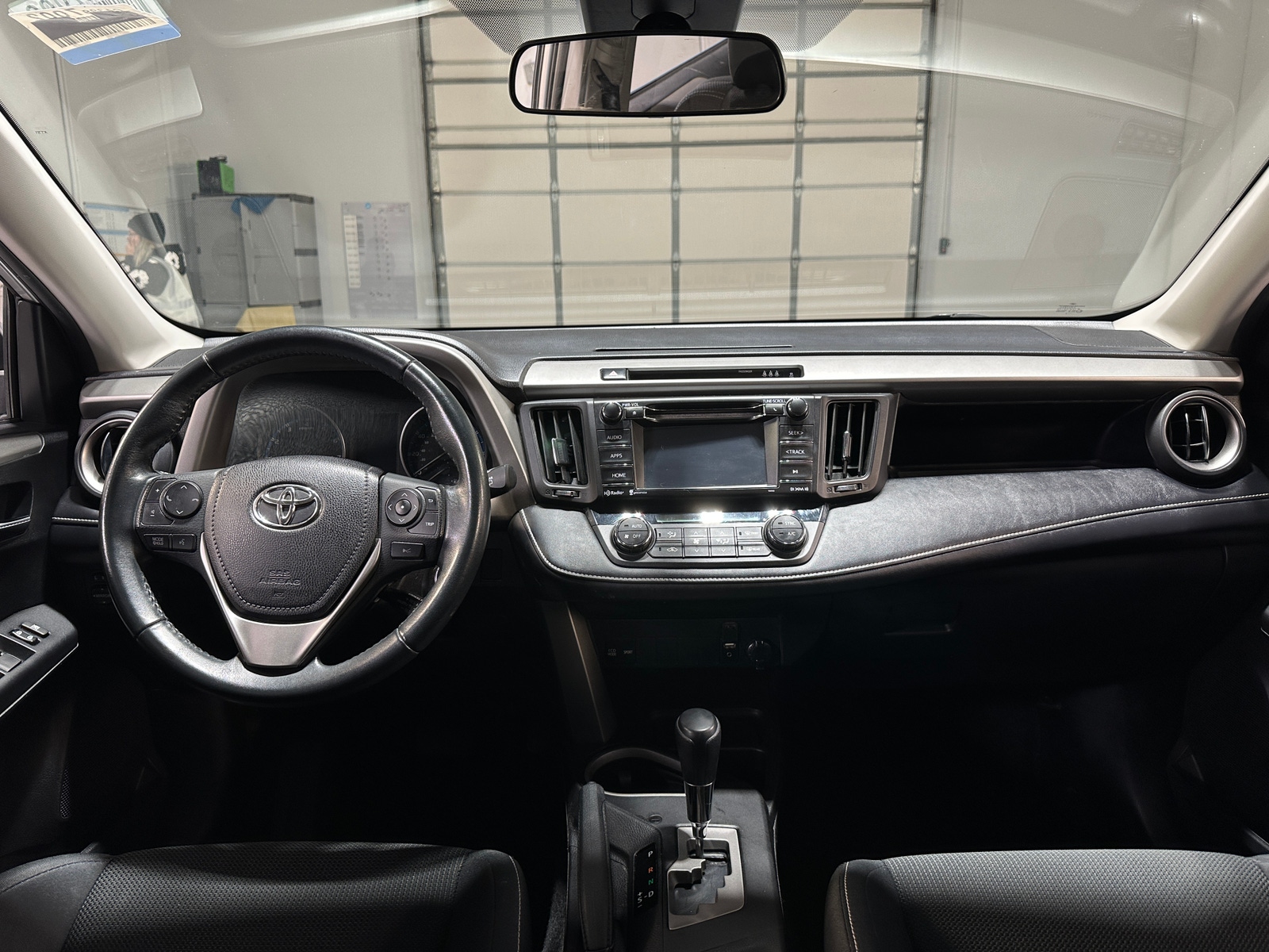 Thumbnail: 2017 Toyota RAV4 - 3