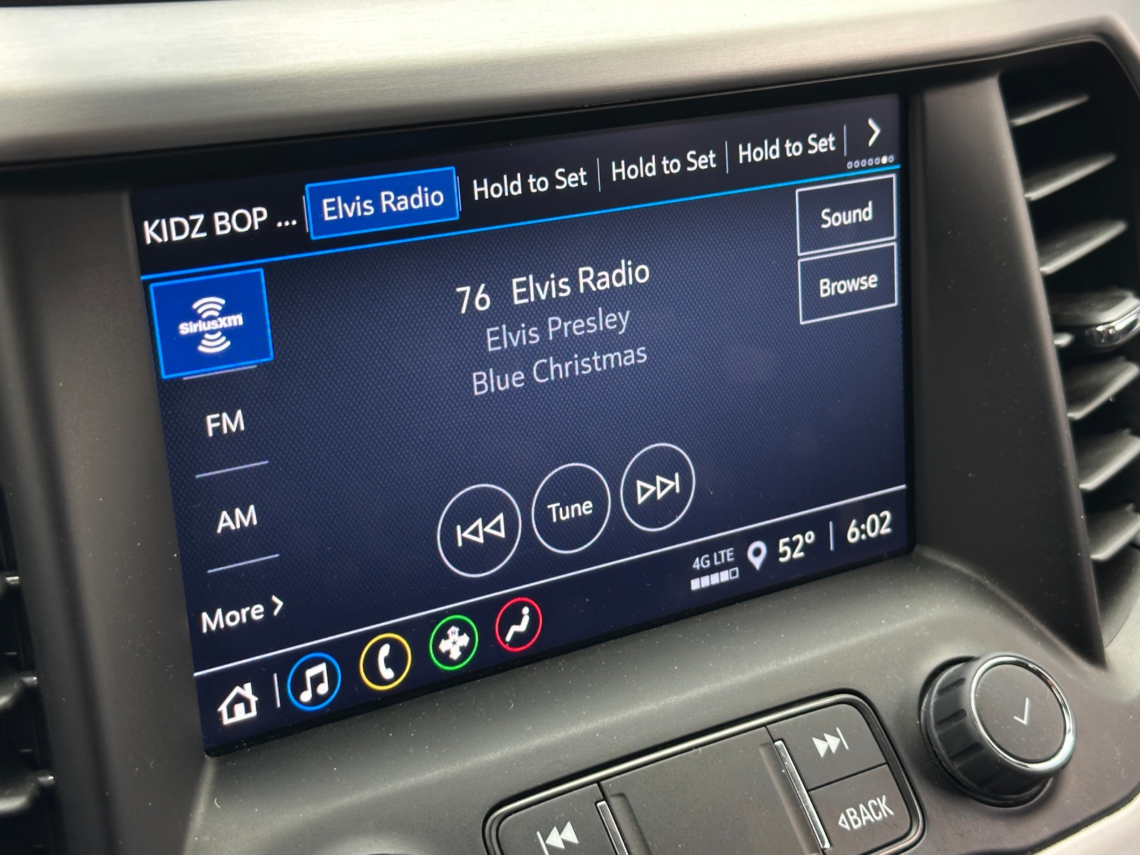 Thumbnail: 2023 GMC Acadia - 4