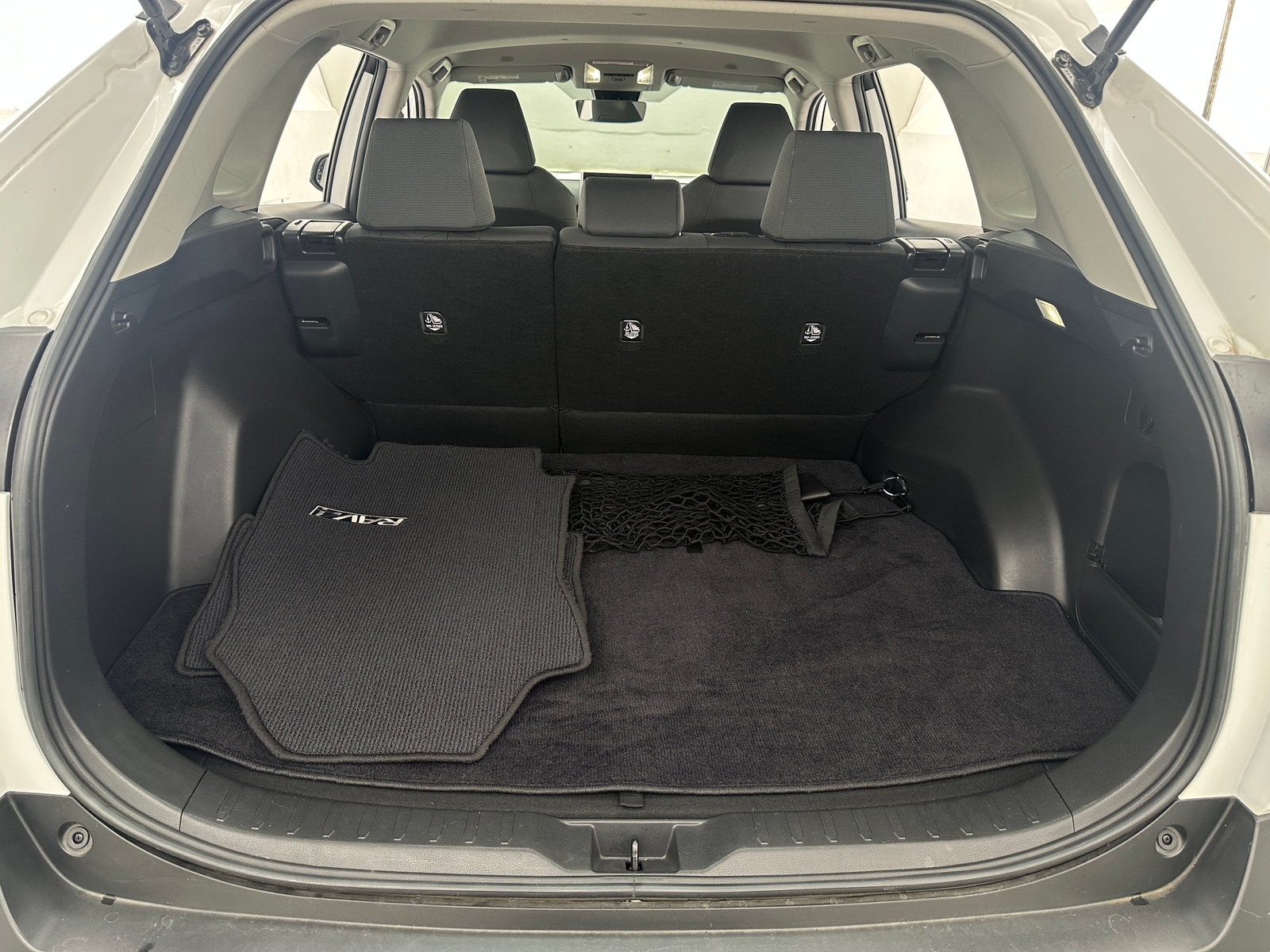 Thumbnail: 2023 Toyota RAV4 - 7