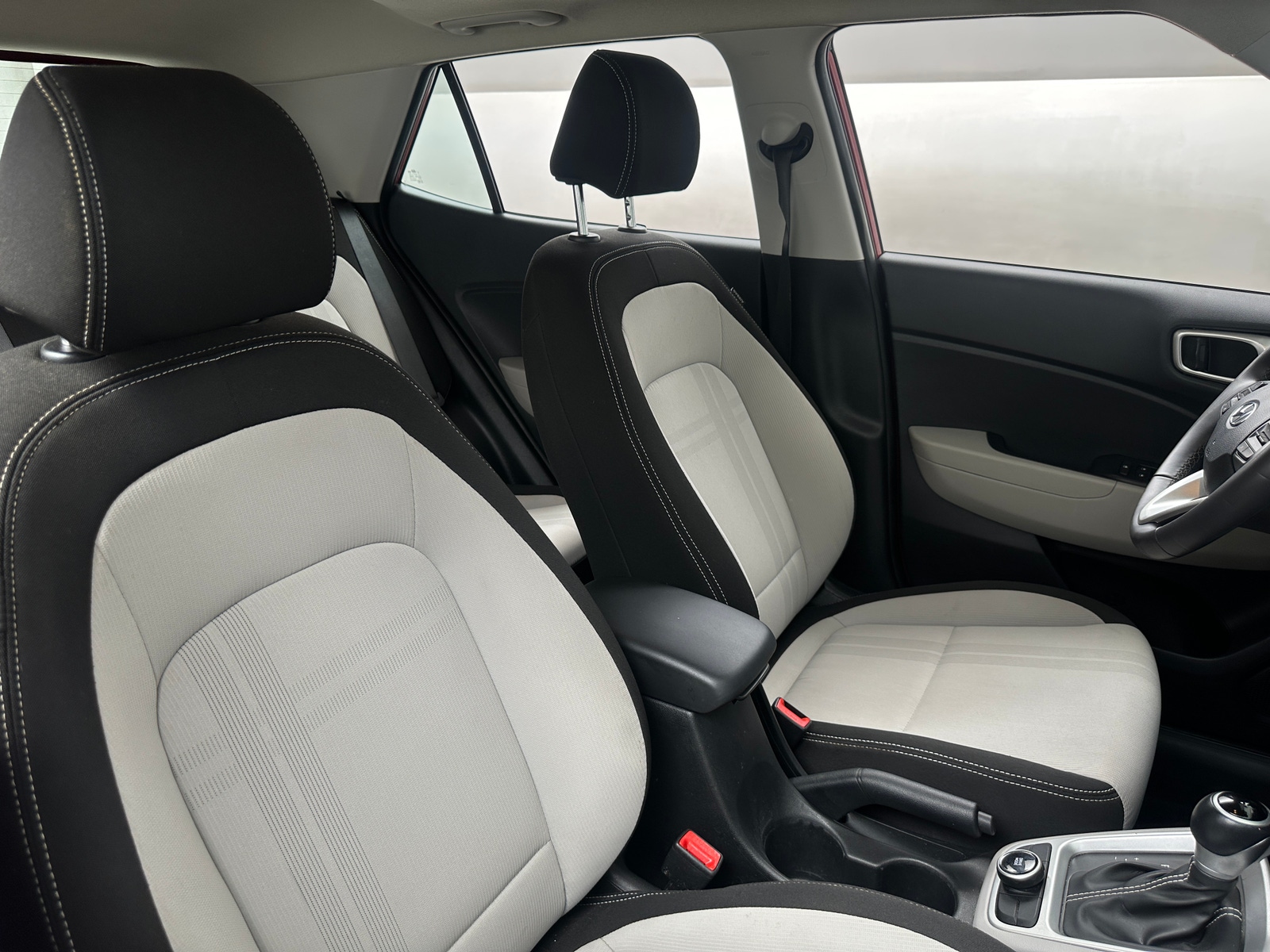 Thumbnail: 2023 Hyundai Venue - 2