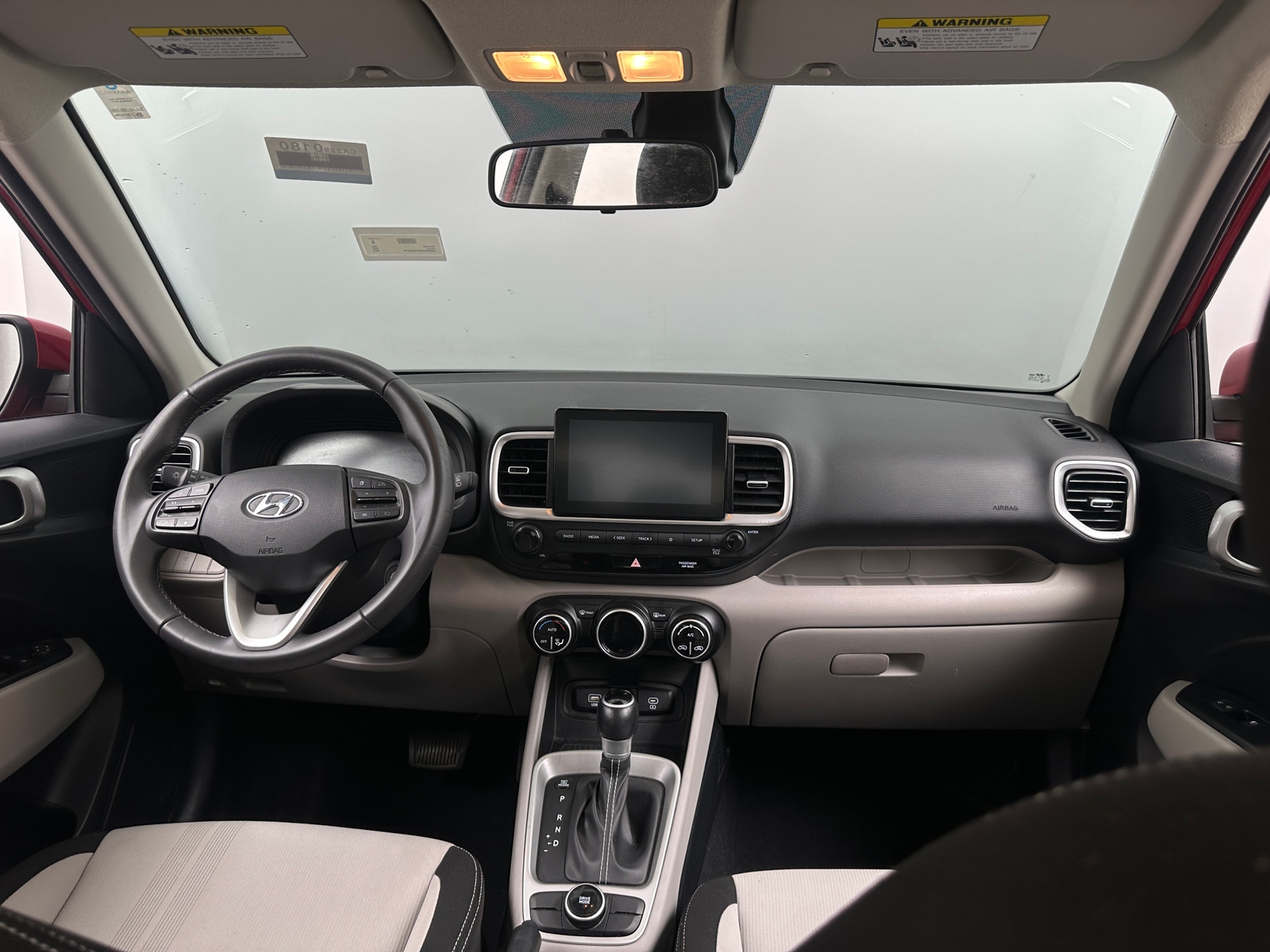 Thumbnail: 2023 Hyundai Venue - 3