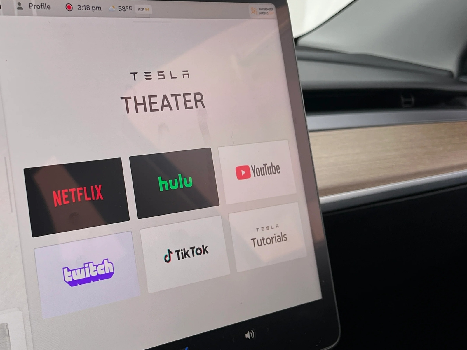 Thumbnail: 2024 Tesla Model Y - 3