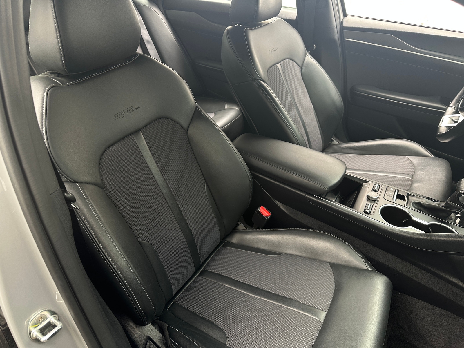 Thumbnail: 2023 Kia K5 - 2