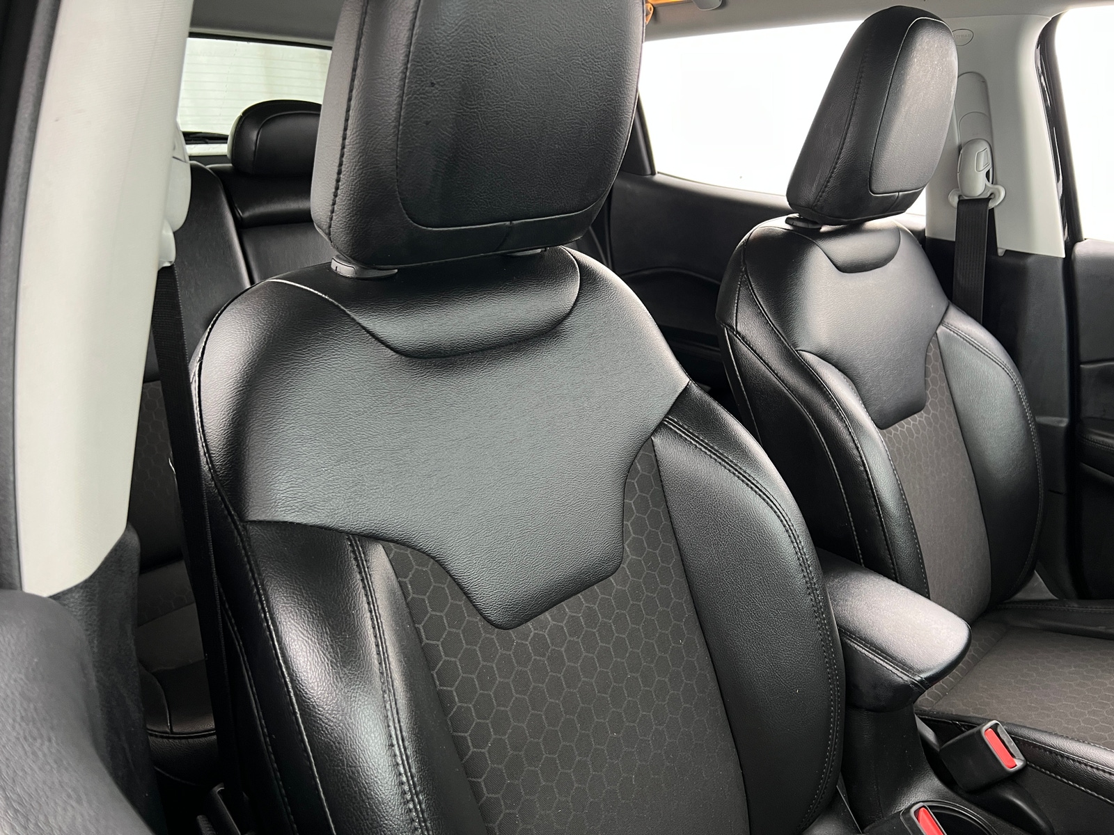 Thumbnail: 2020 Jeep Compass - 2