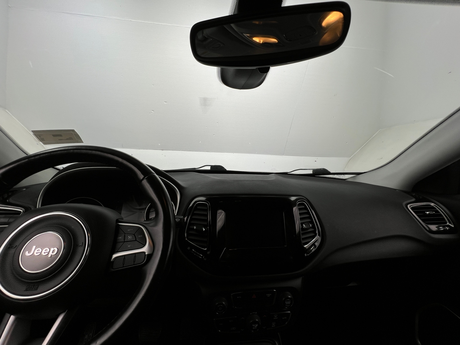 Thumbnail: 2020 Jeep Compass - 3