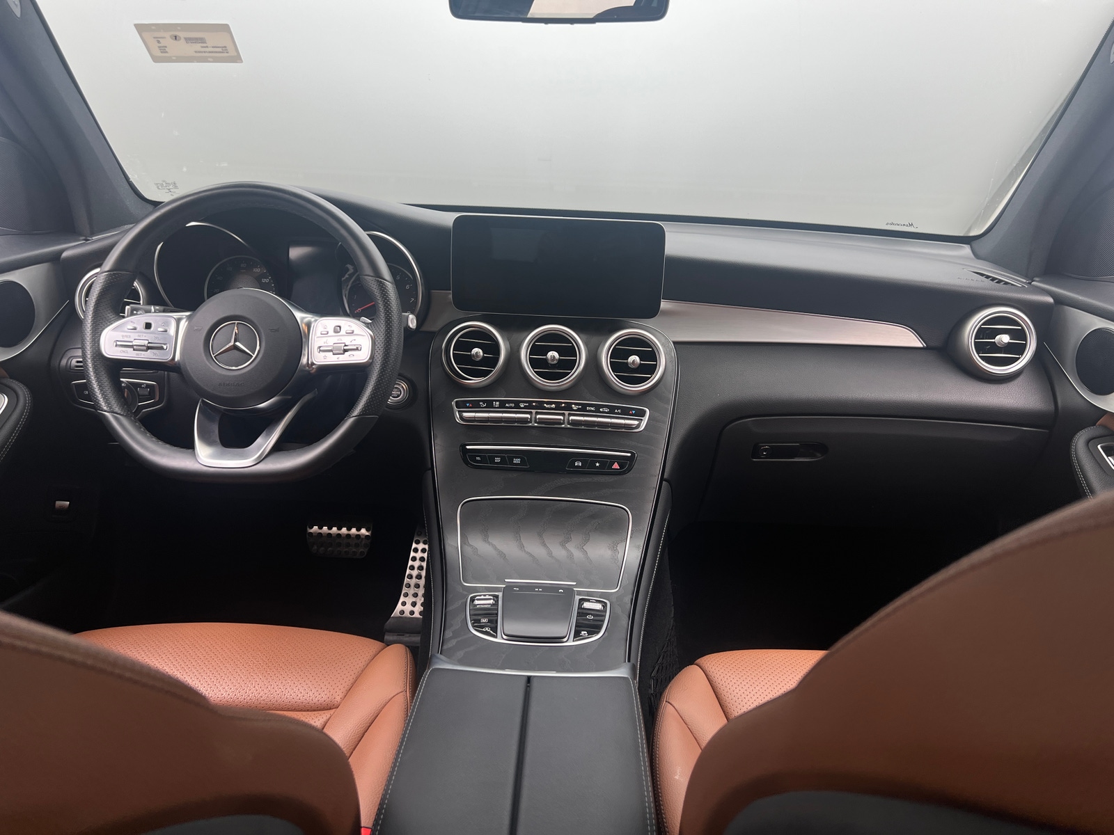 Thumbnail: 2020 Mercedes-Benz GLC - 2