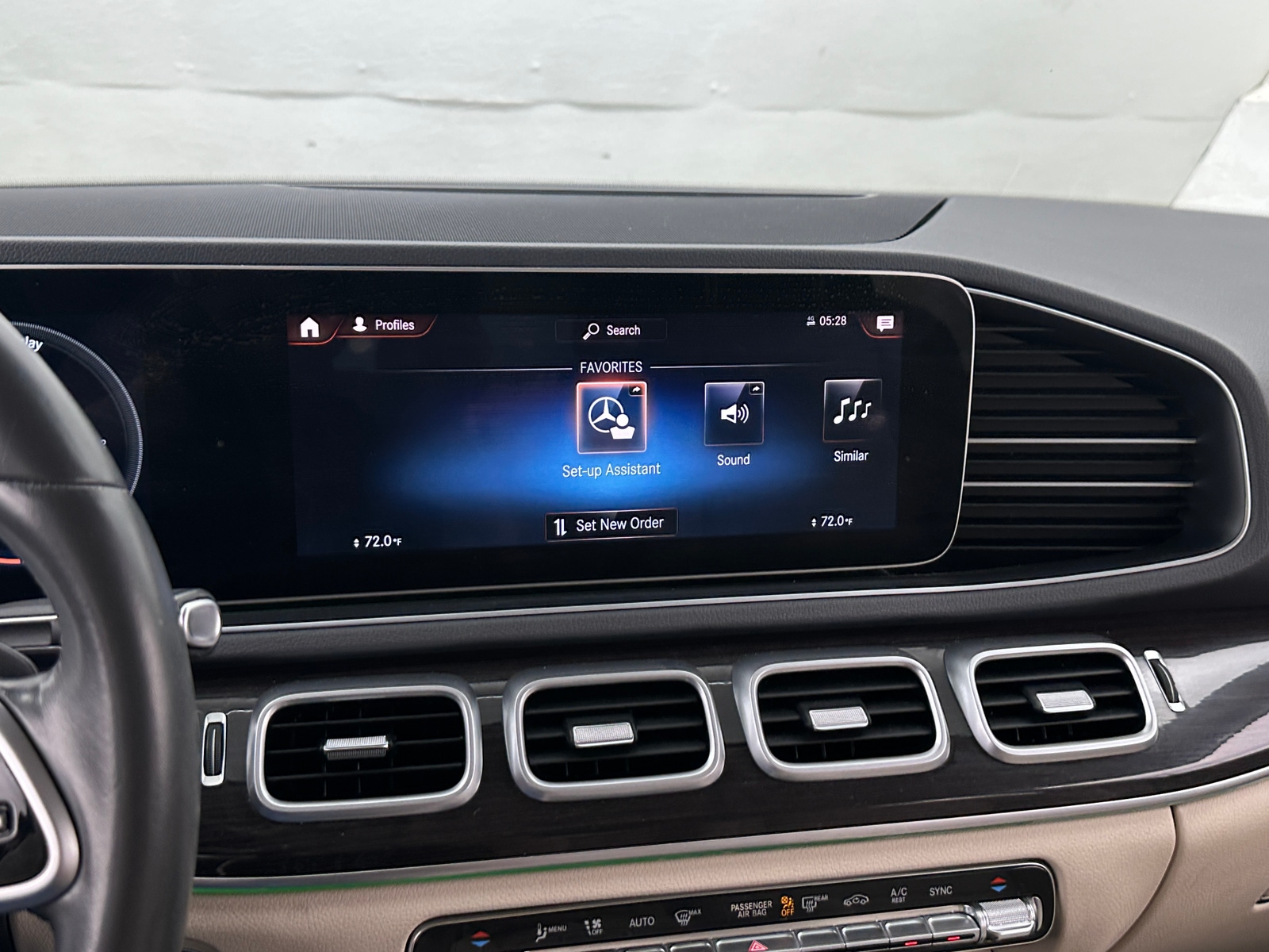 Thumbnail: 2020 Mercedes-Benz GLE - 3