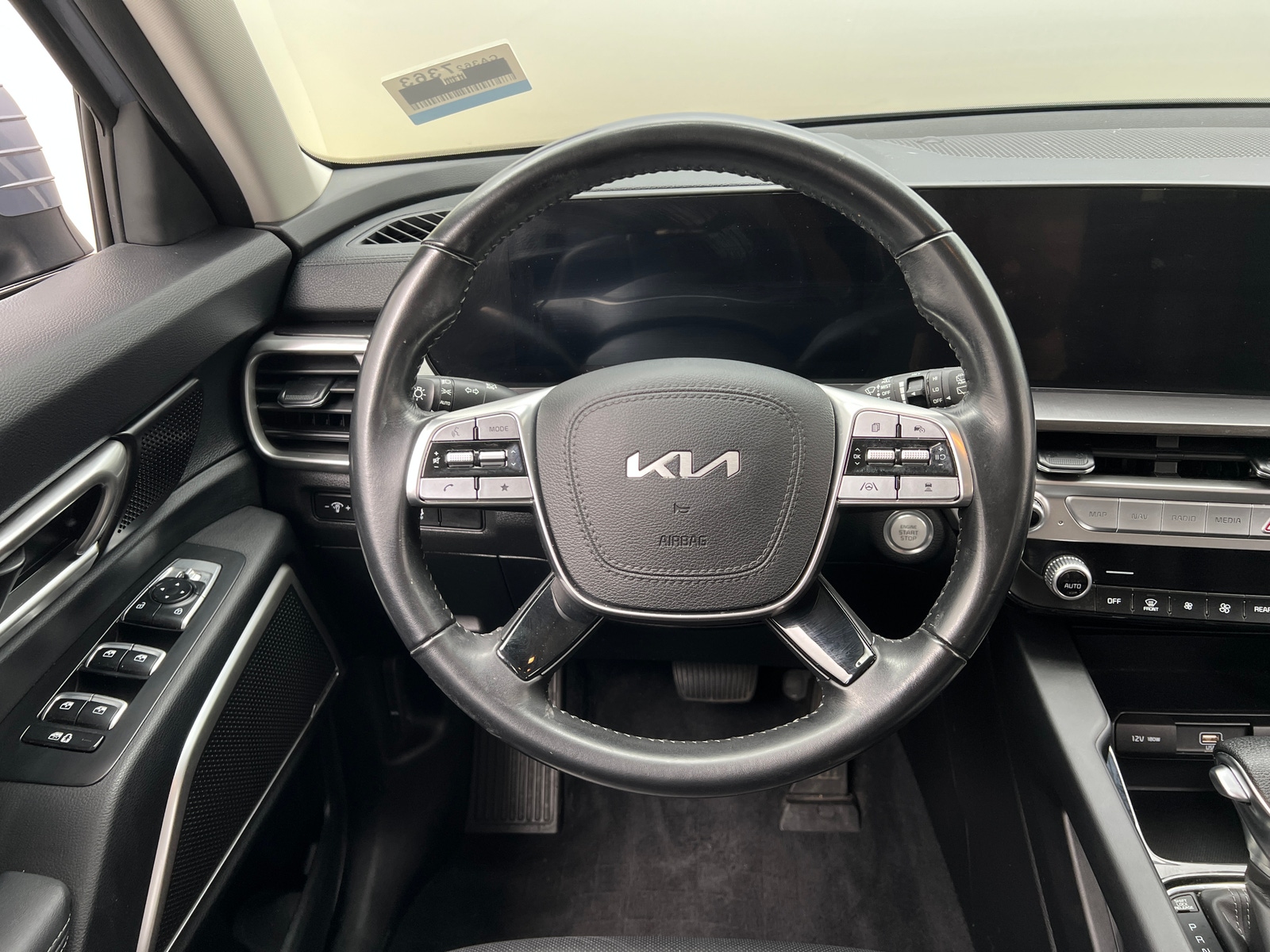 Thumbnail: 2023 Kia Telluride - 4