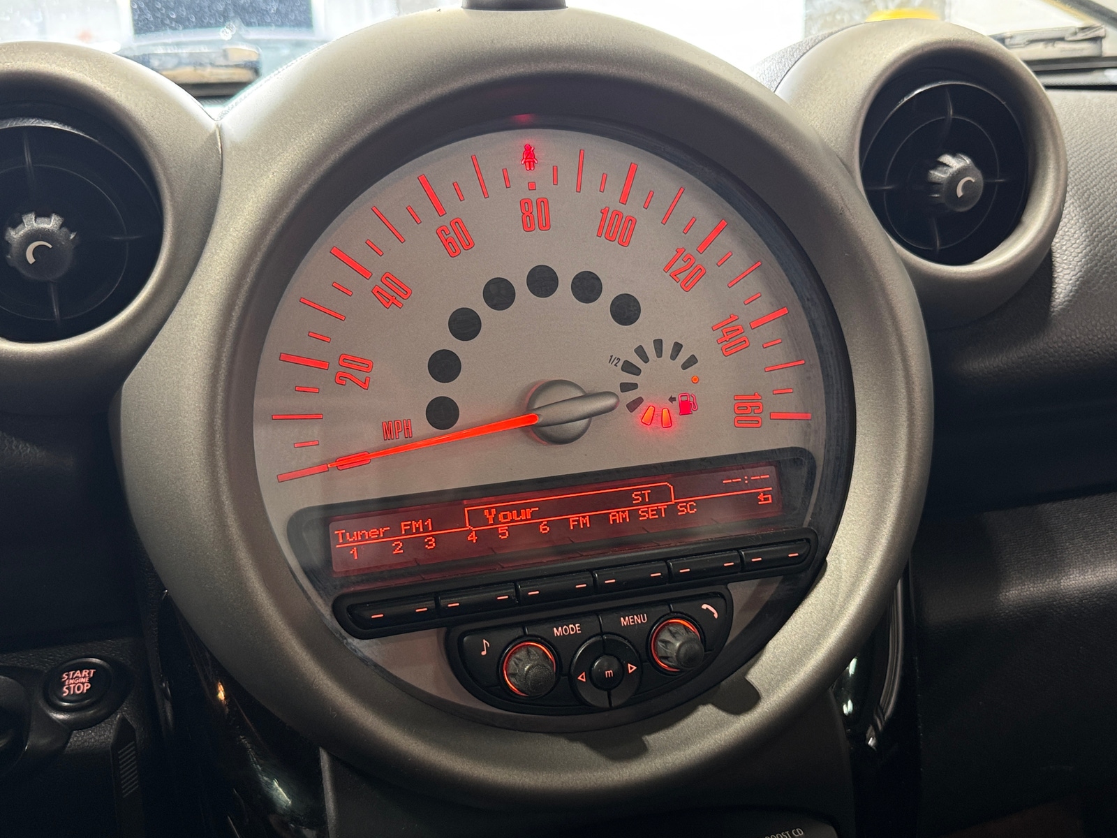 Thumbnail: 2011 MINI Cooper Countryman - 3