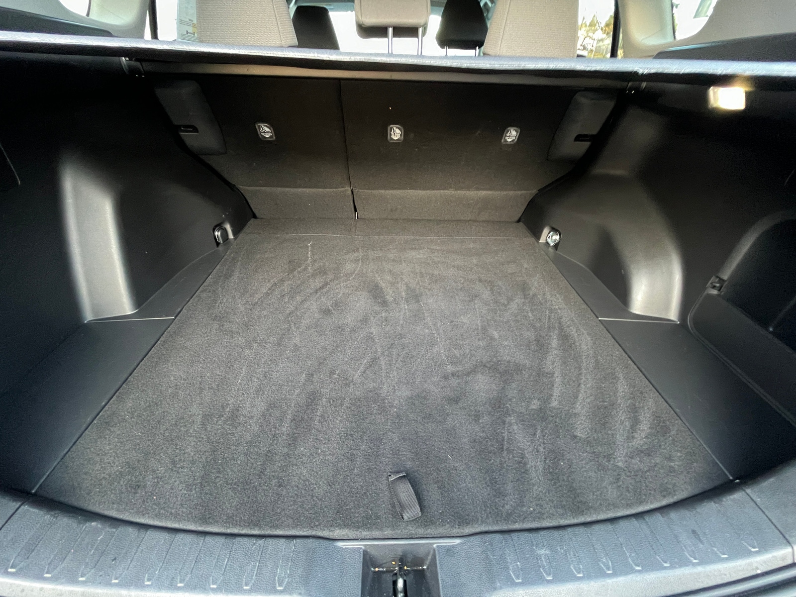 Thumbnail: 2025 Toyota RAV4 - 6