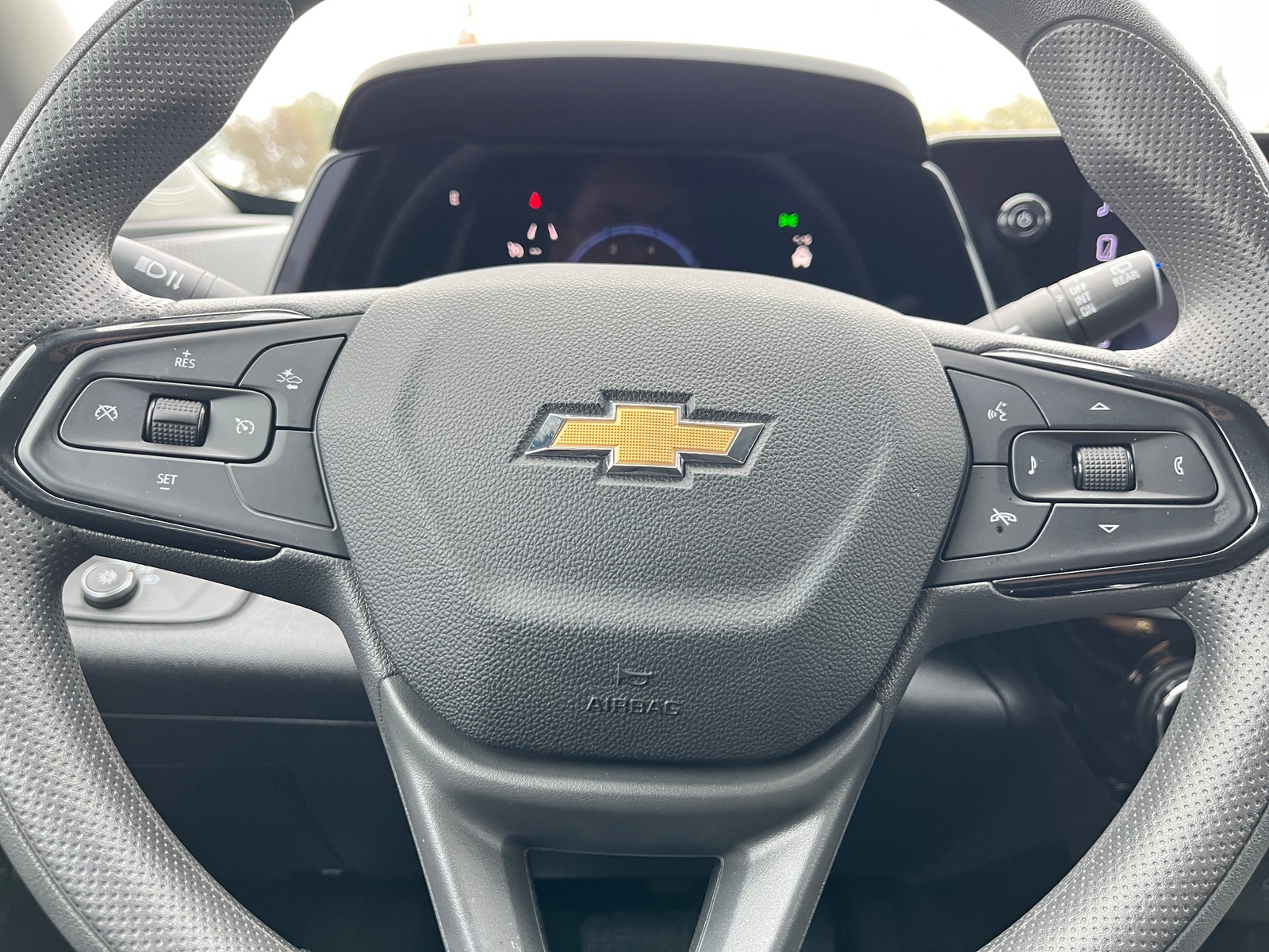 Thumbnail: 2025 Chevrolet Trax - 5