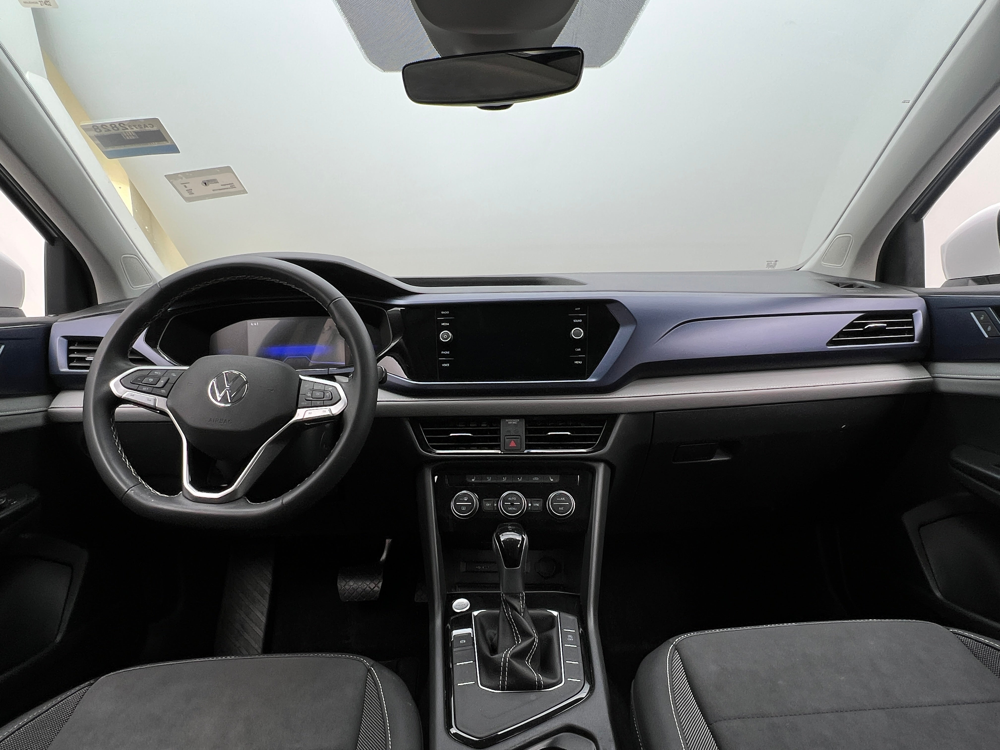 2024 Volkswagen Taos