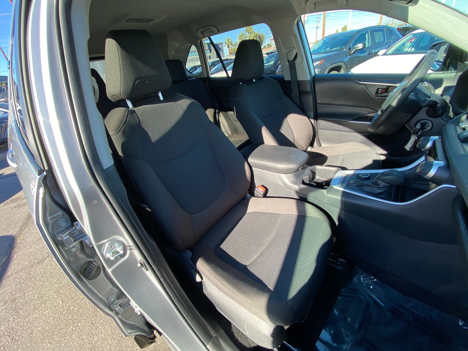 Thumbnail: 2025 Toyota RAV4 - 2