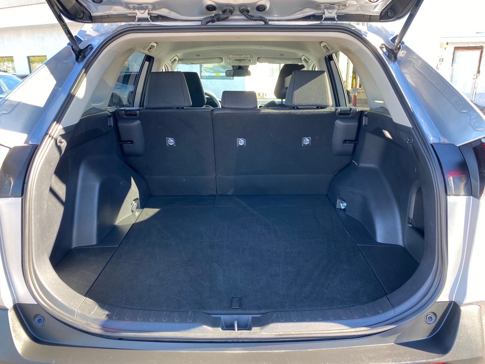 Thumbnail: 2025 Toyota RAV4 - 6