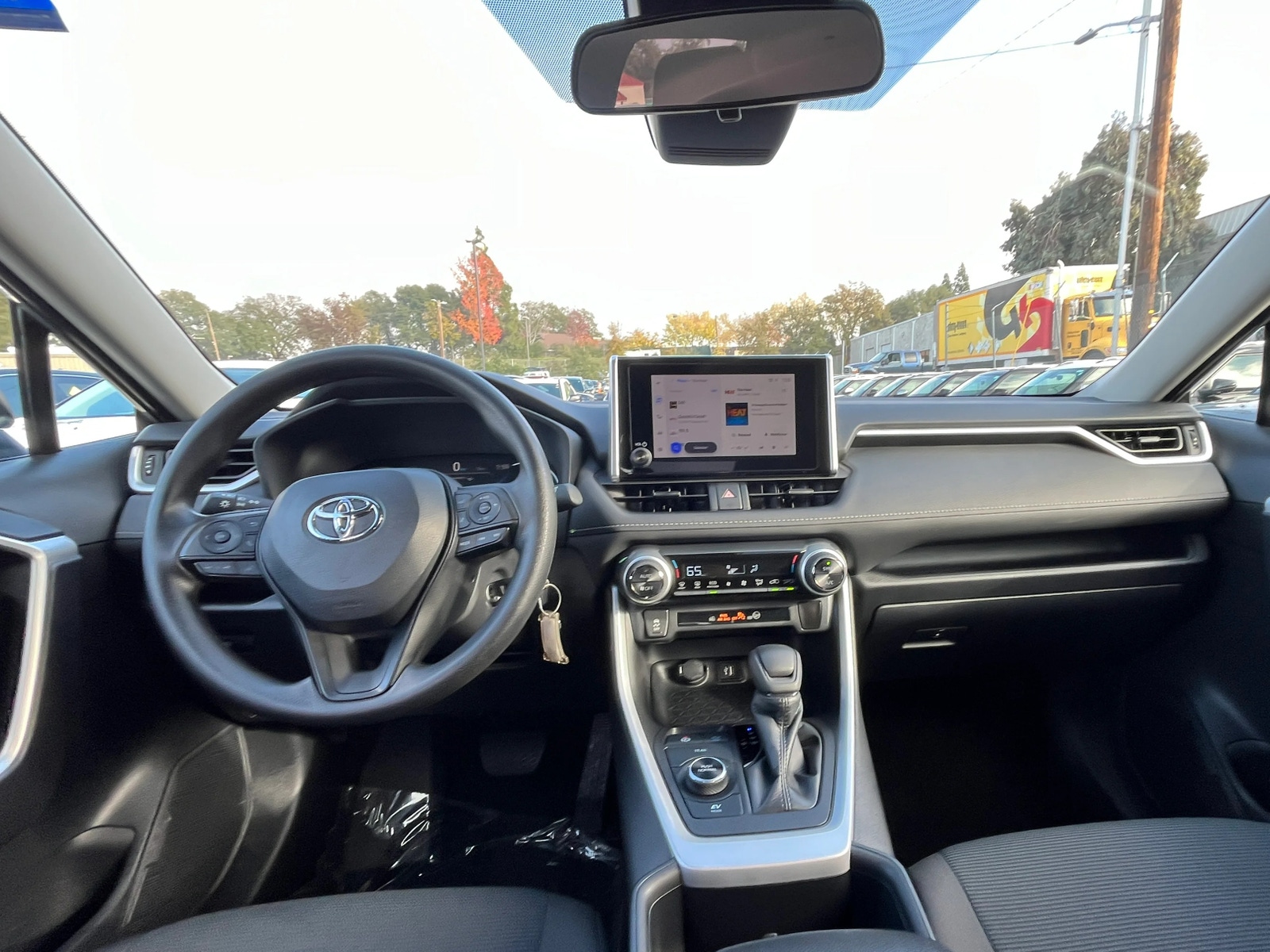 Thumbnail: 2025 Toyota RAV4 - 3