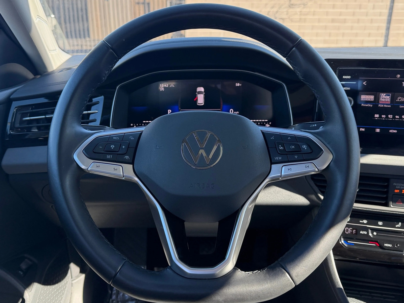 Thumbnail: 2025 Volkswagen Jetta - 5