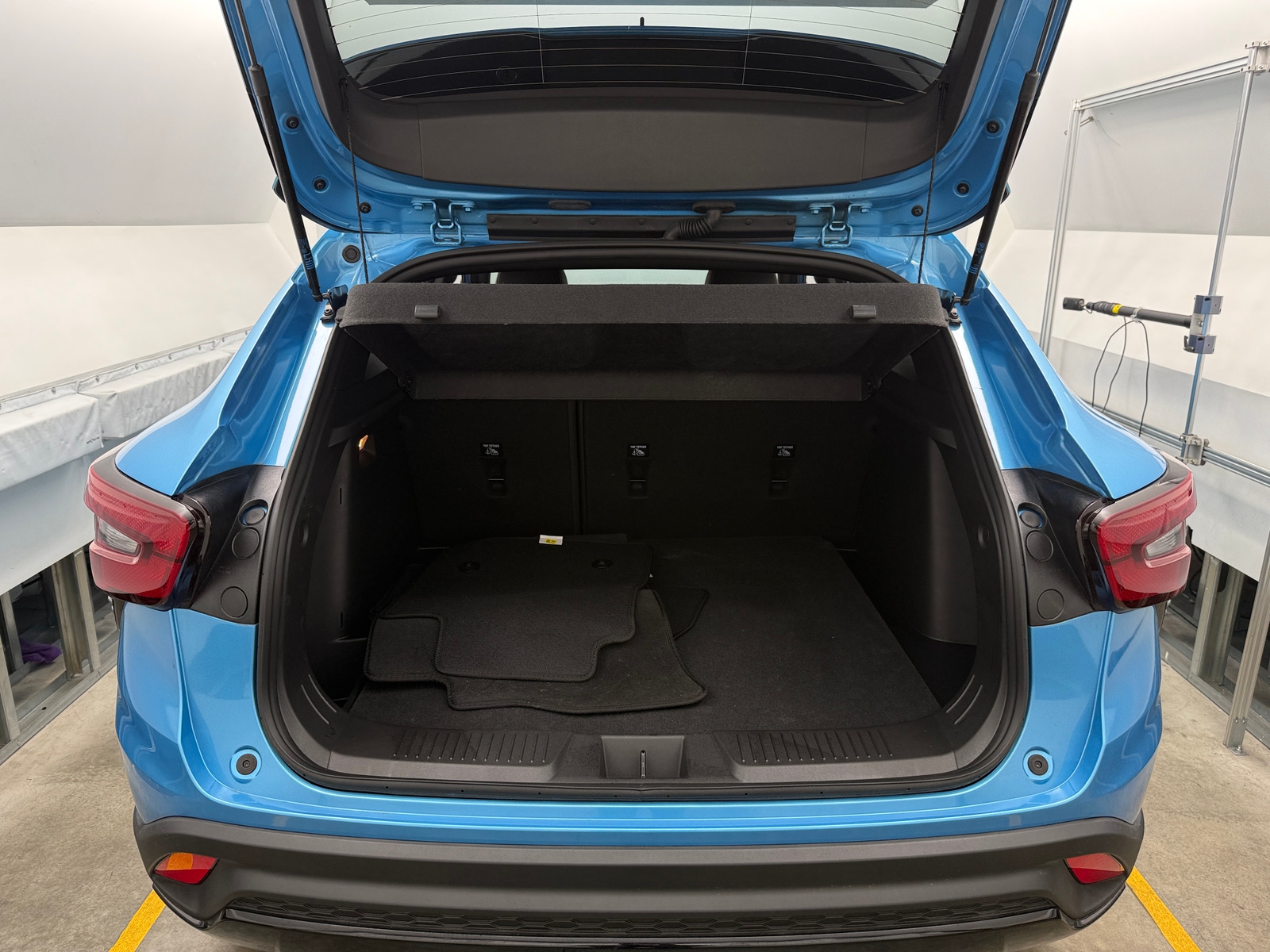 Thumbnail: 2025 Chevrolet Trax - 6