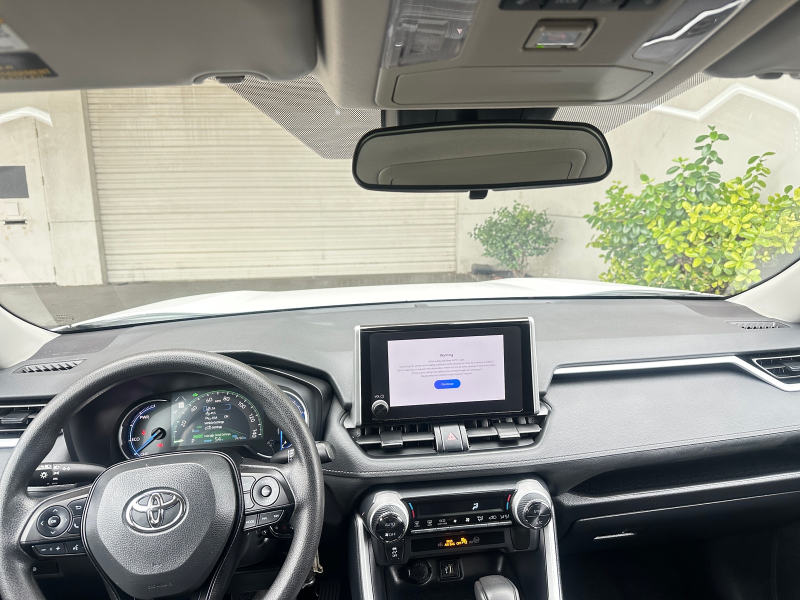 Thumbnail: 2025 Toyota RAV4 - 3