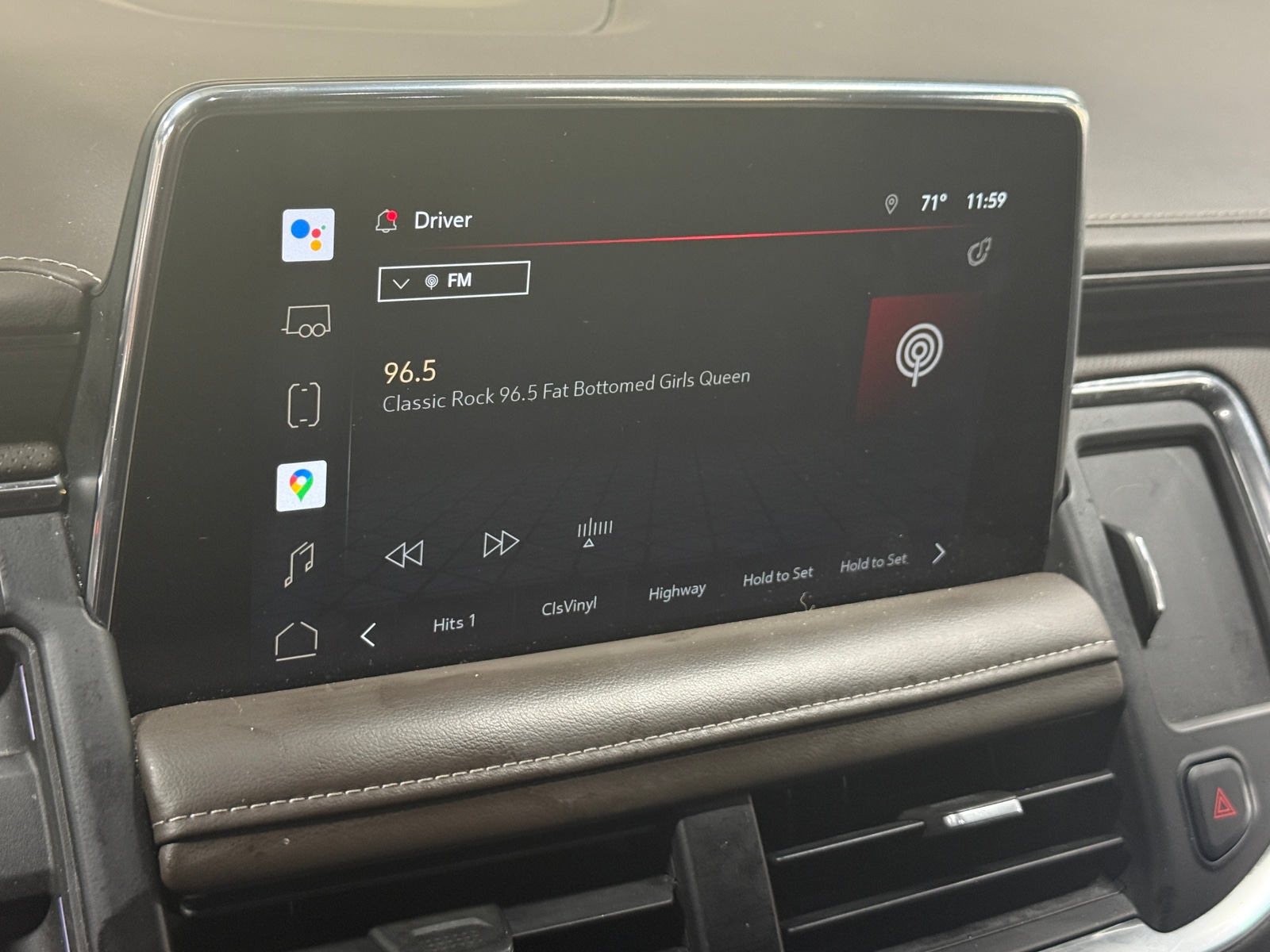 Thumbnail: 2022 GMC Yukon XL - 3