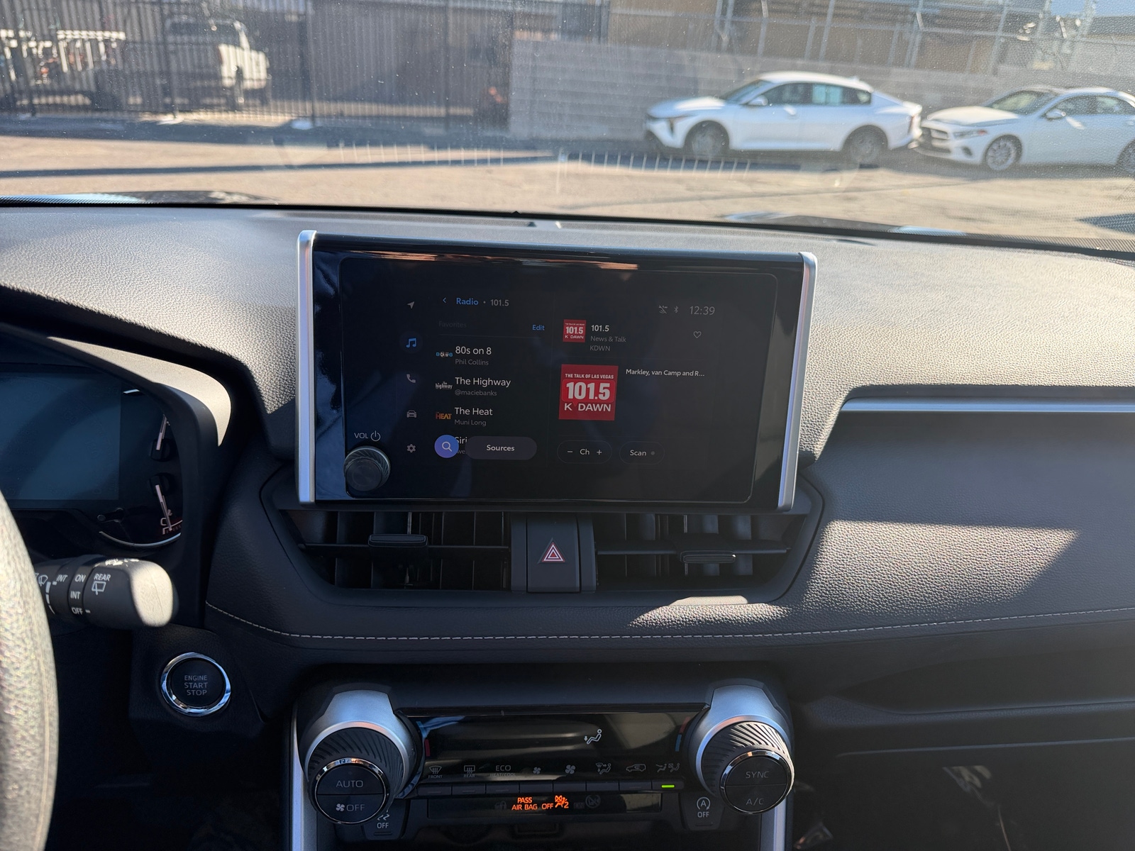 Thumbnail: 2025 Toyota RAV4 - 4