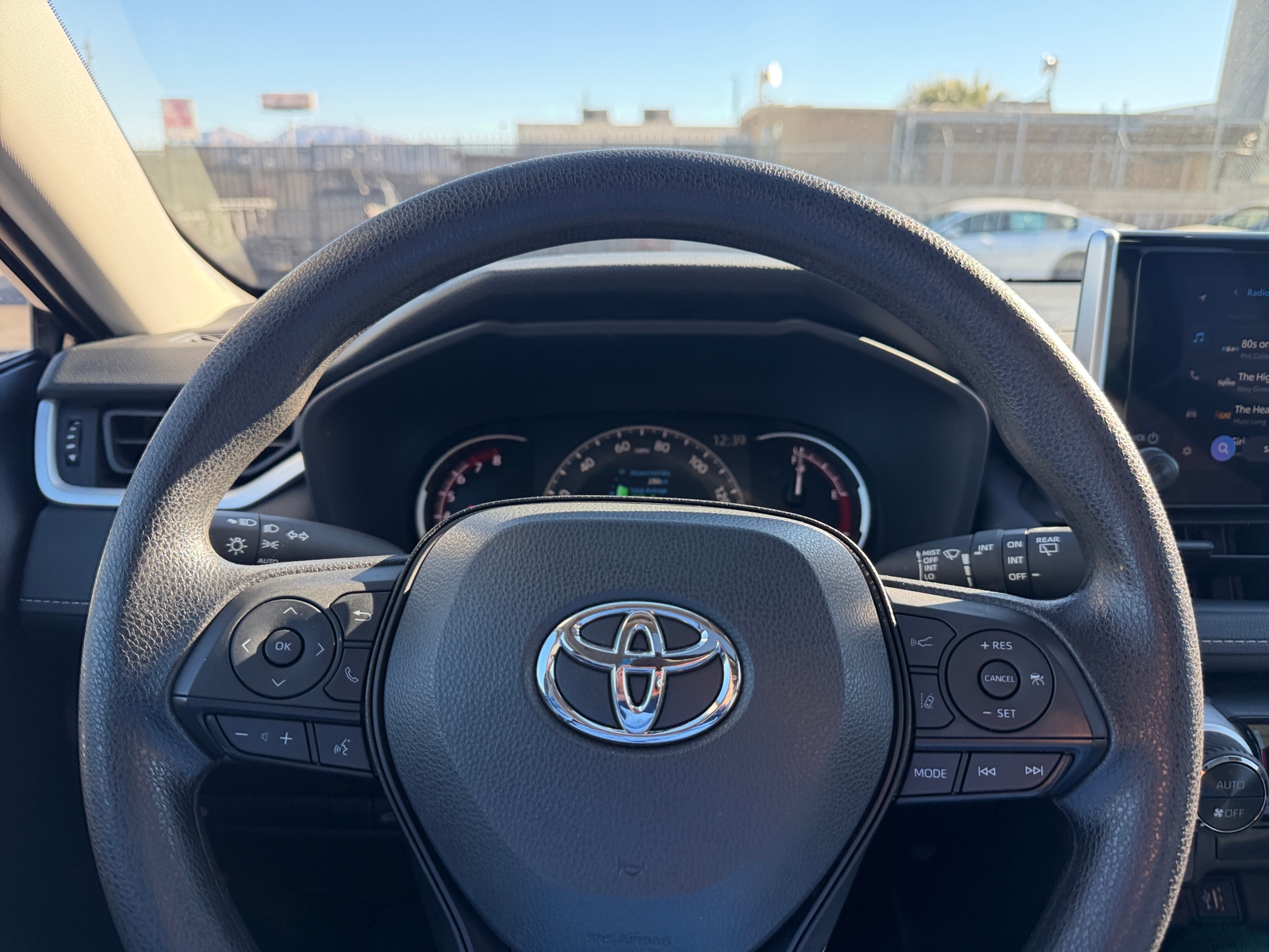 Thumbnail: 2025 Toyota RAV4 - 5