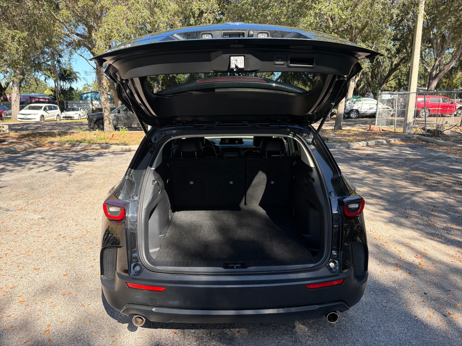 Thumbnail: 2025 Mazda CX-50 - 4