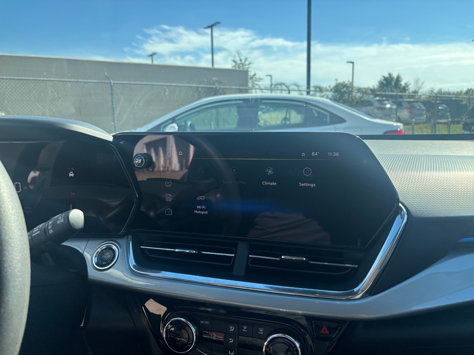 Thumbnail: 2025 Chevrolet Trax - 4