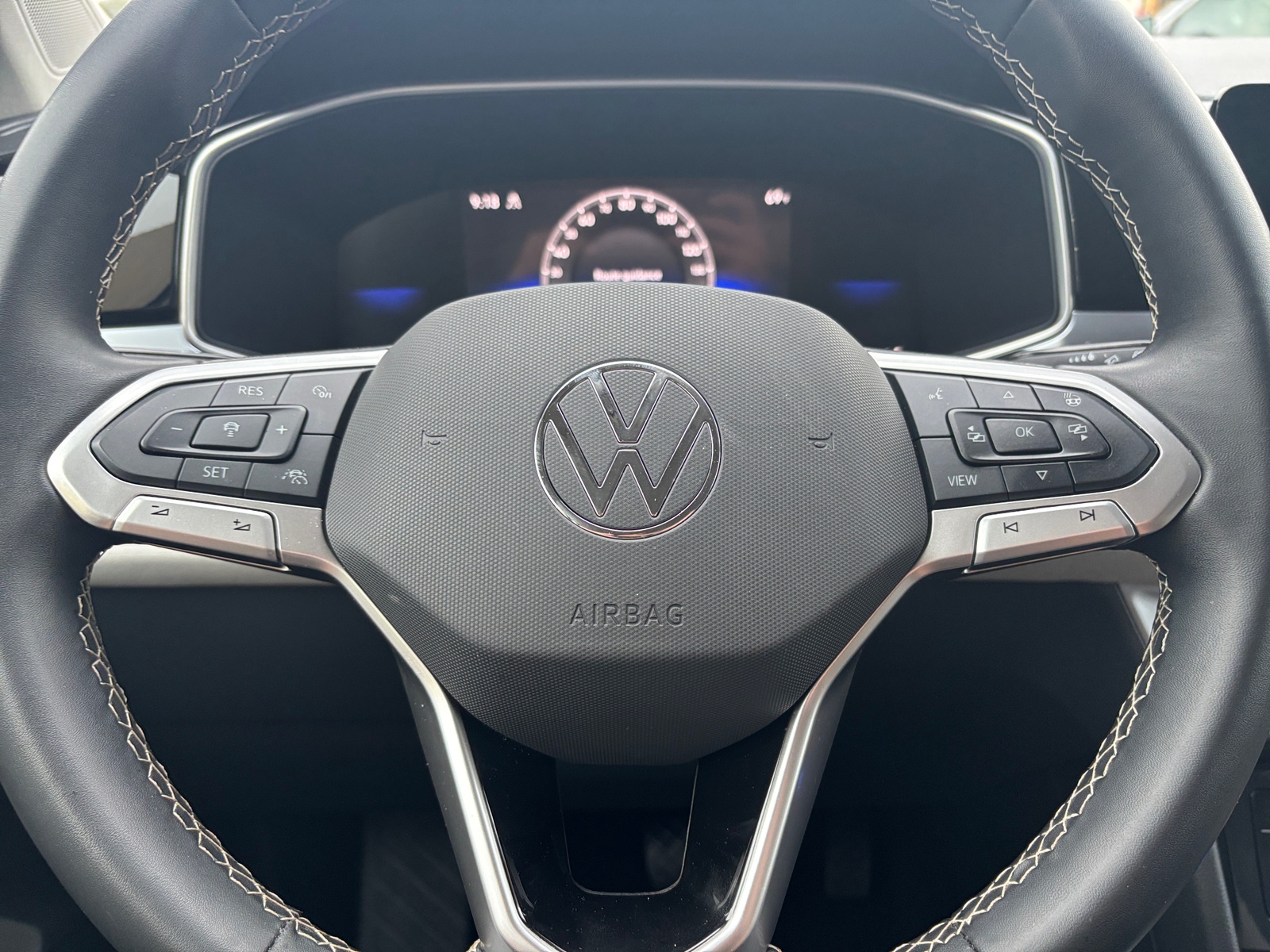 Thumbnail: 2025 Volkswagen Taos - 5