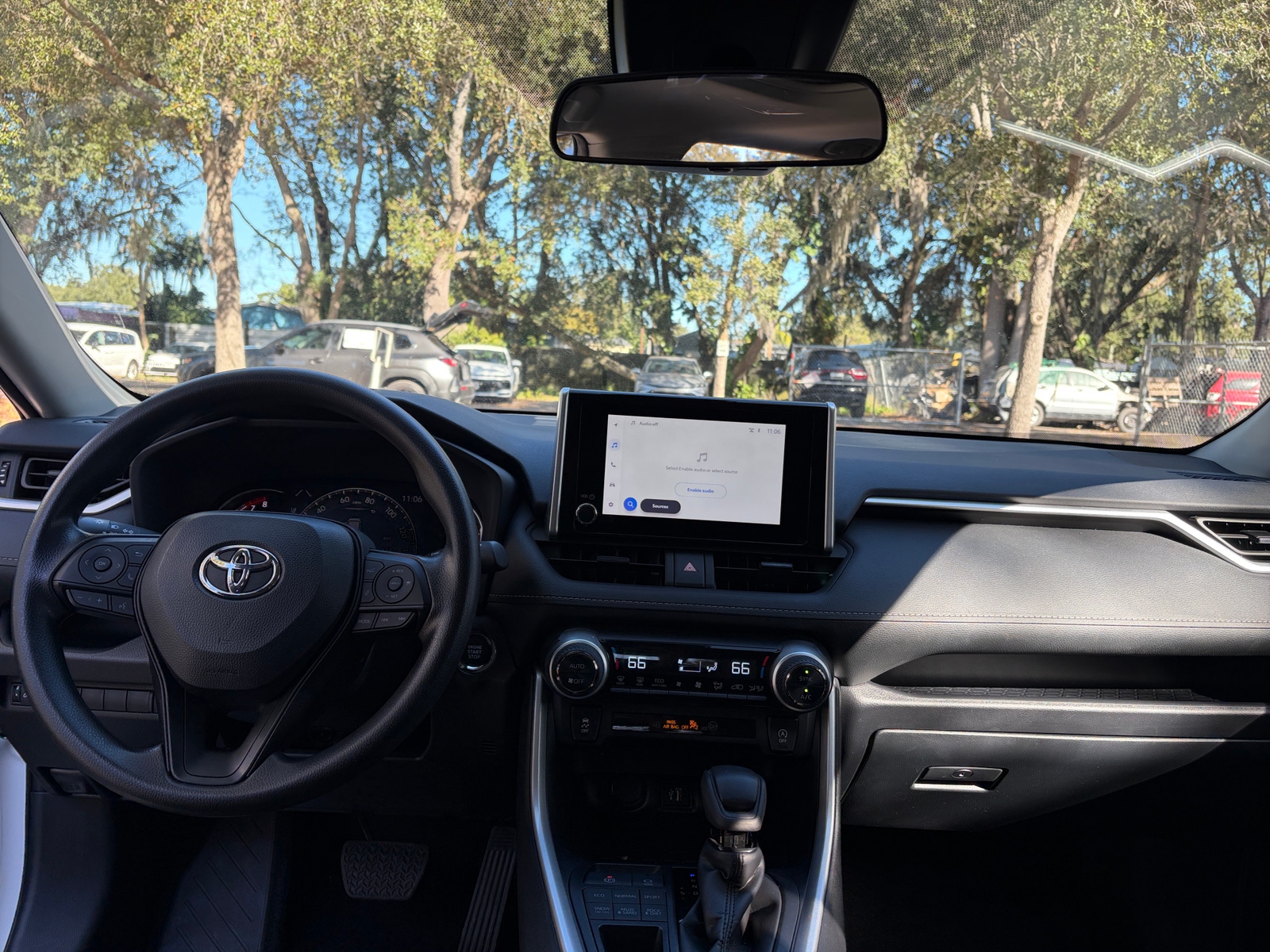 Thumbnail: 2025 Toyota RAV4 - 3