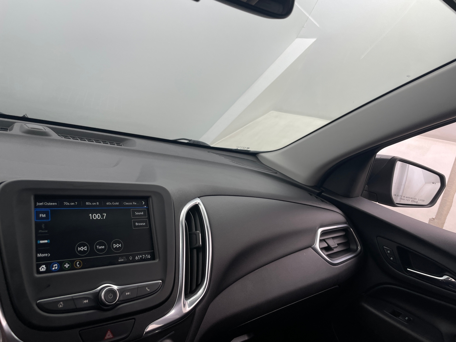 Thumbnail: 2019 Chevrolet Equinox - 4