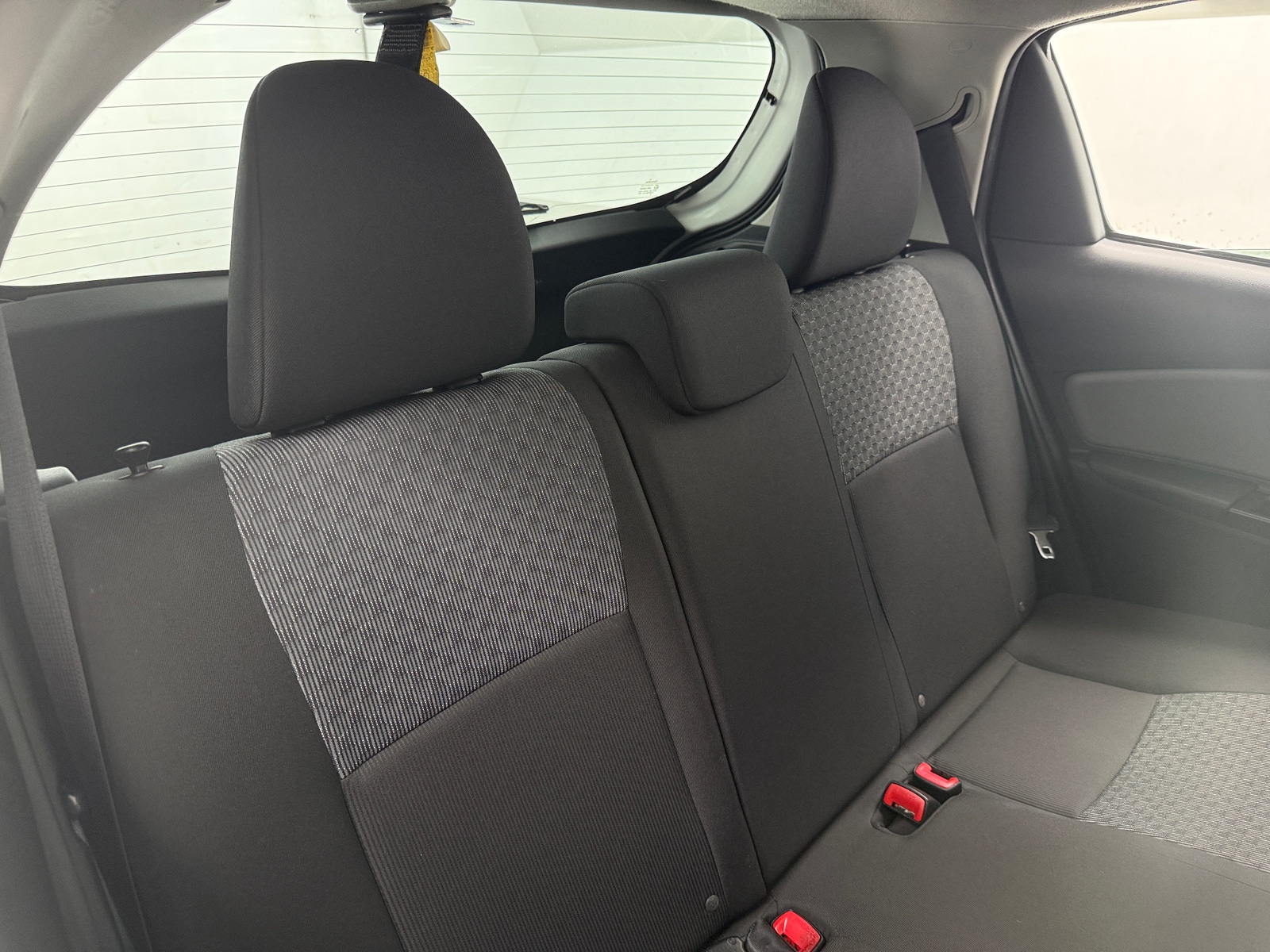 Thumbnail: 2017 Toyota Yaris - 6