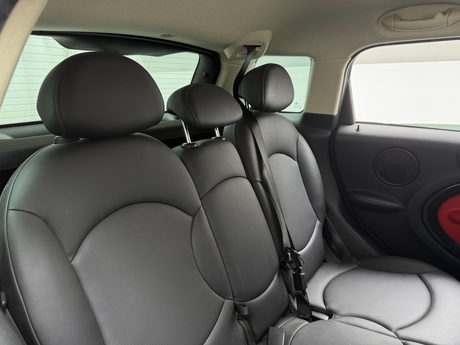 Thumbnail: 2014 MINI Cooper Countryman - 5