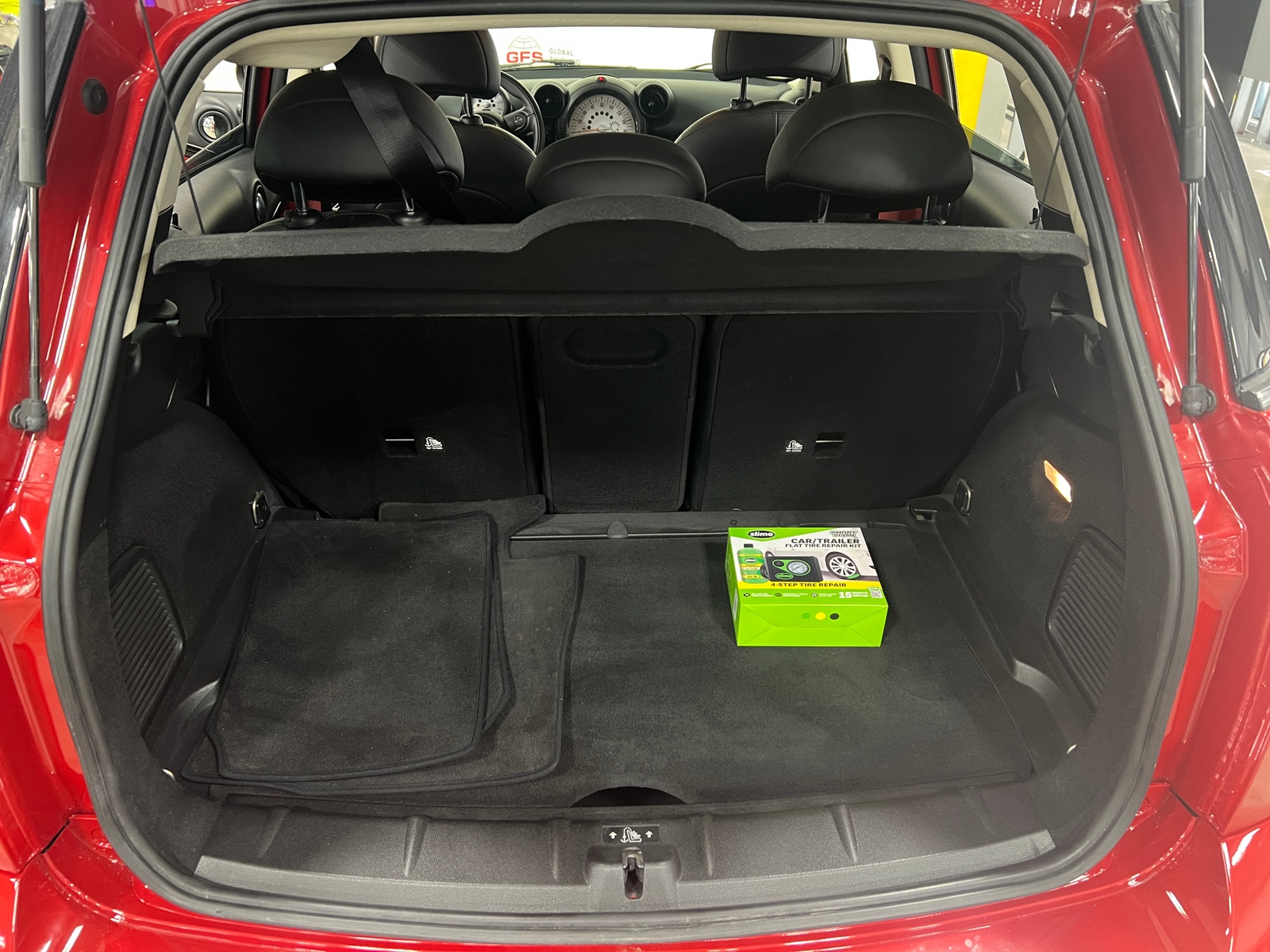 Thumbnail: 2014 MINI Cooper Countryman - 6