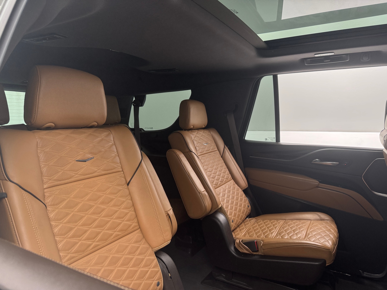 Thumbnail: 2022 Cadillac Escalade - 5