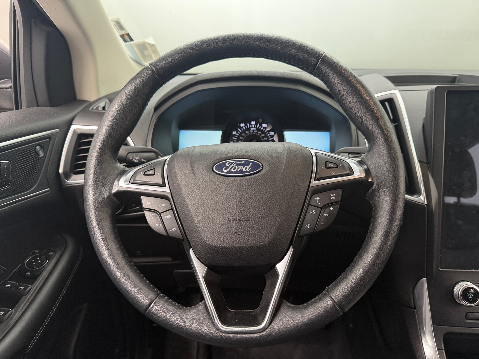 Thumbnail: 2024 Ford Edge - 4