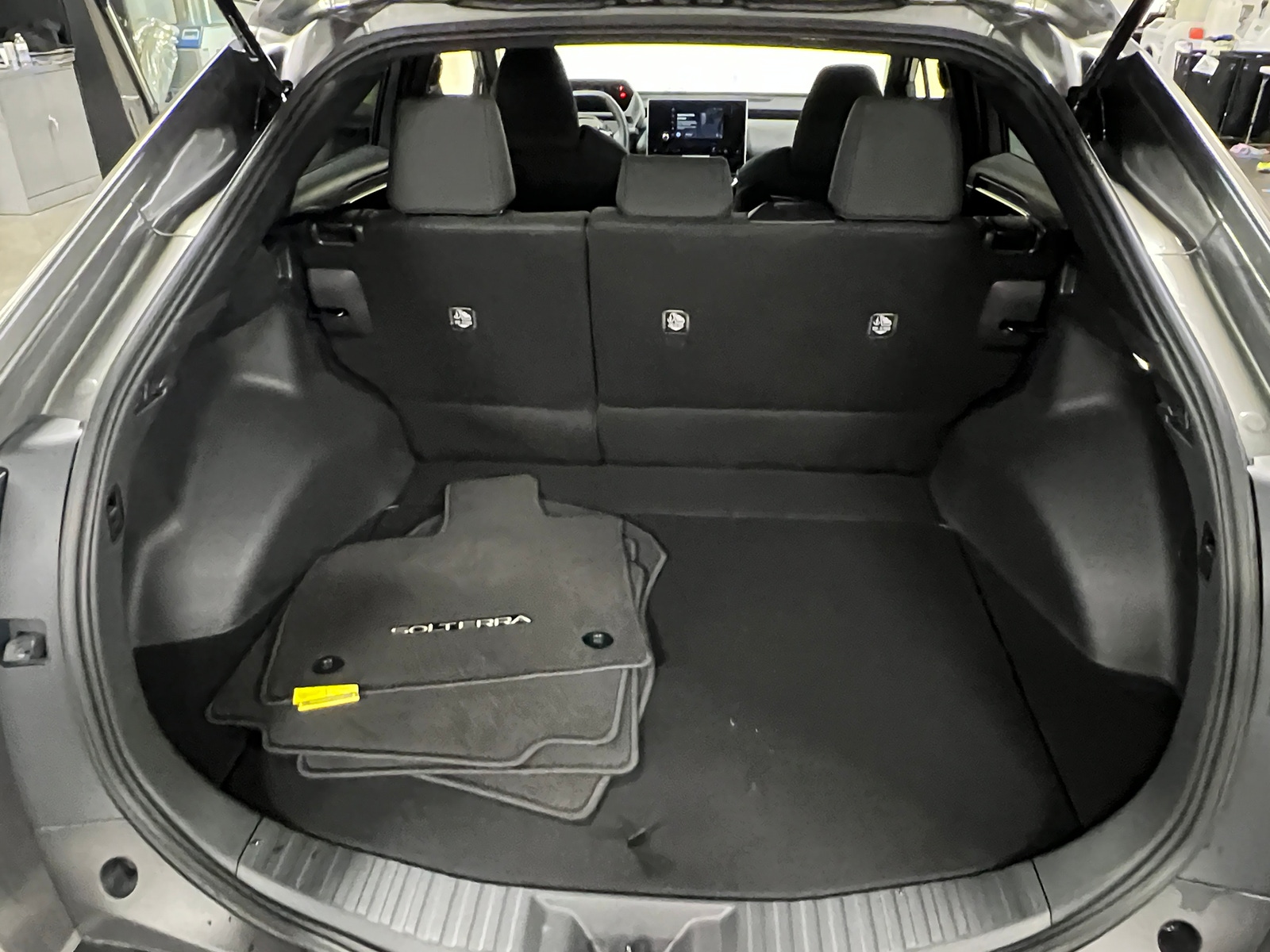 Thumbnail: 2024 Subaru Solterra - 7