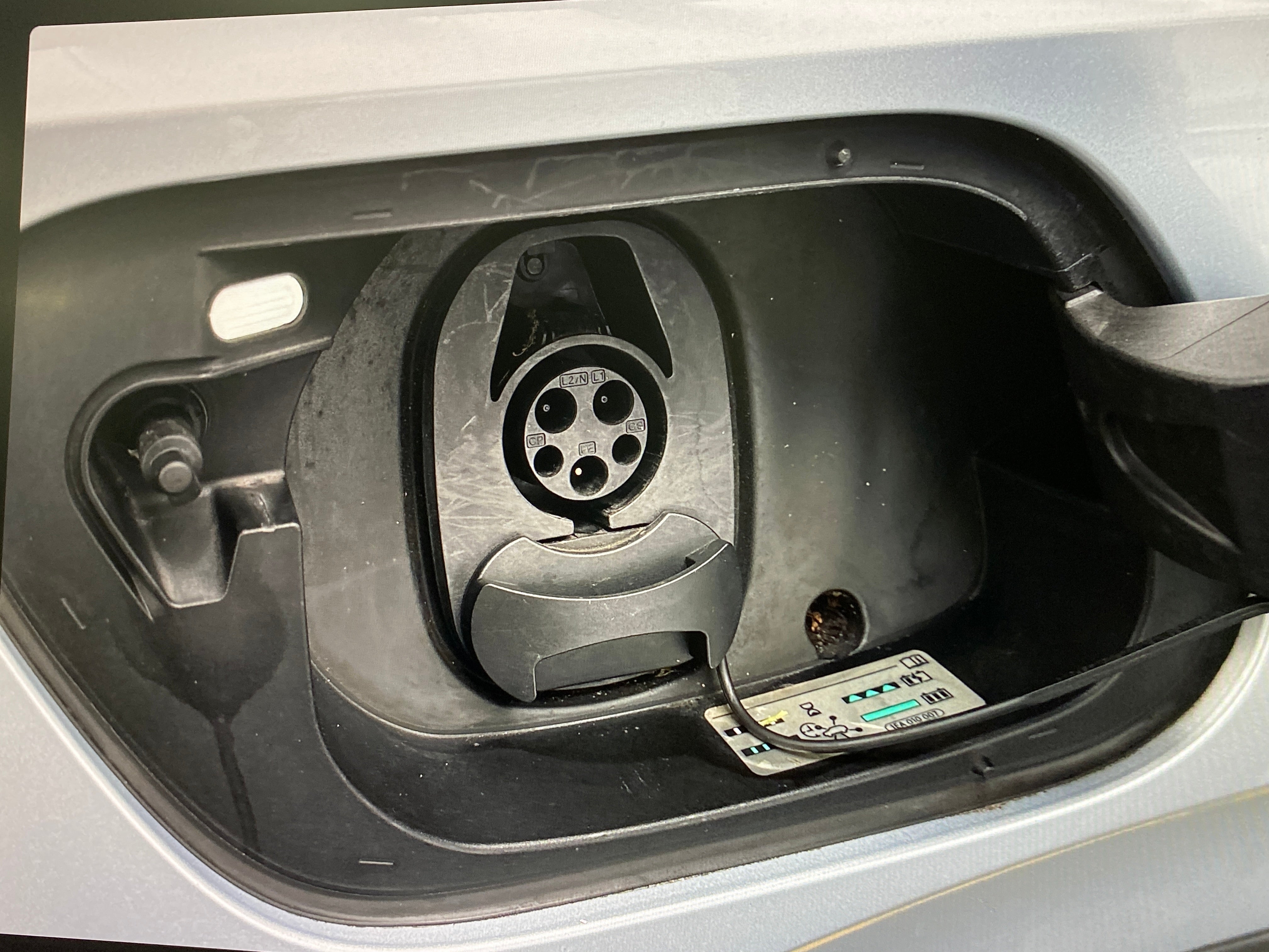 Used 2022 Volkswagen ID.4 PRO S with VIN WVGTMPE28NP038302 for sale in Oak Creek, WI