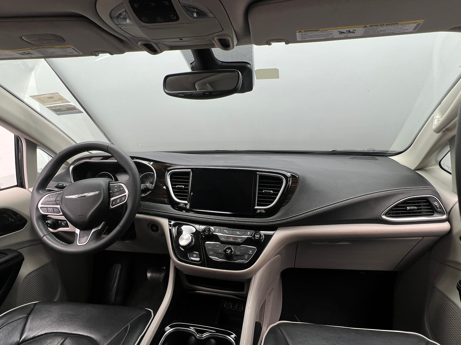 Thumbnail: 2023 Chrysler Pacifica - 2