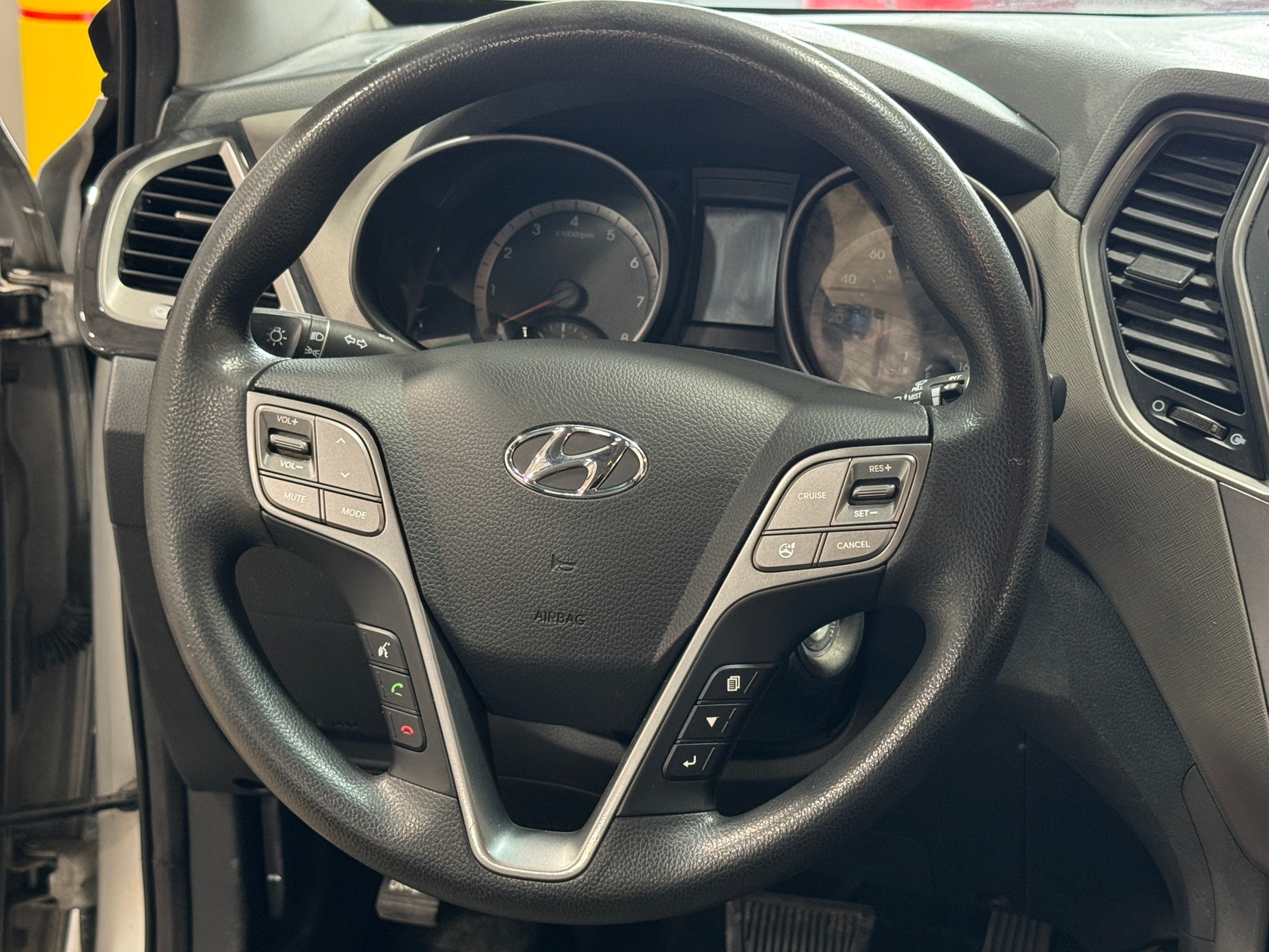 Thumbnail: 2014 Hyundai Santa Fe - 5