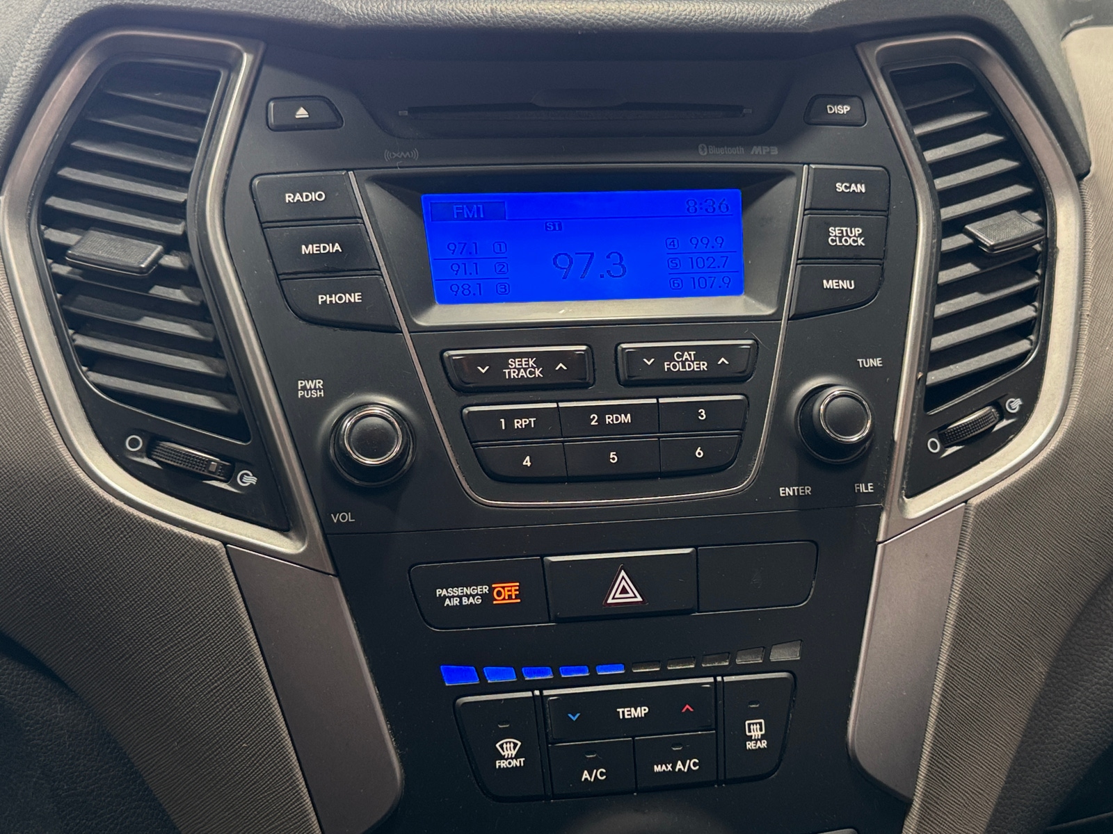 Thumbnail: 2014 Hyundai Santa Fe - 4